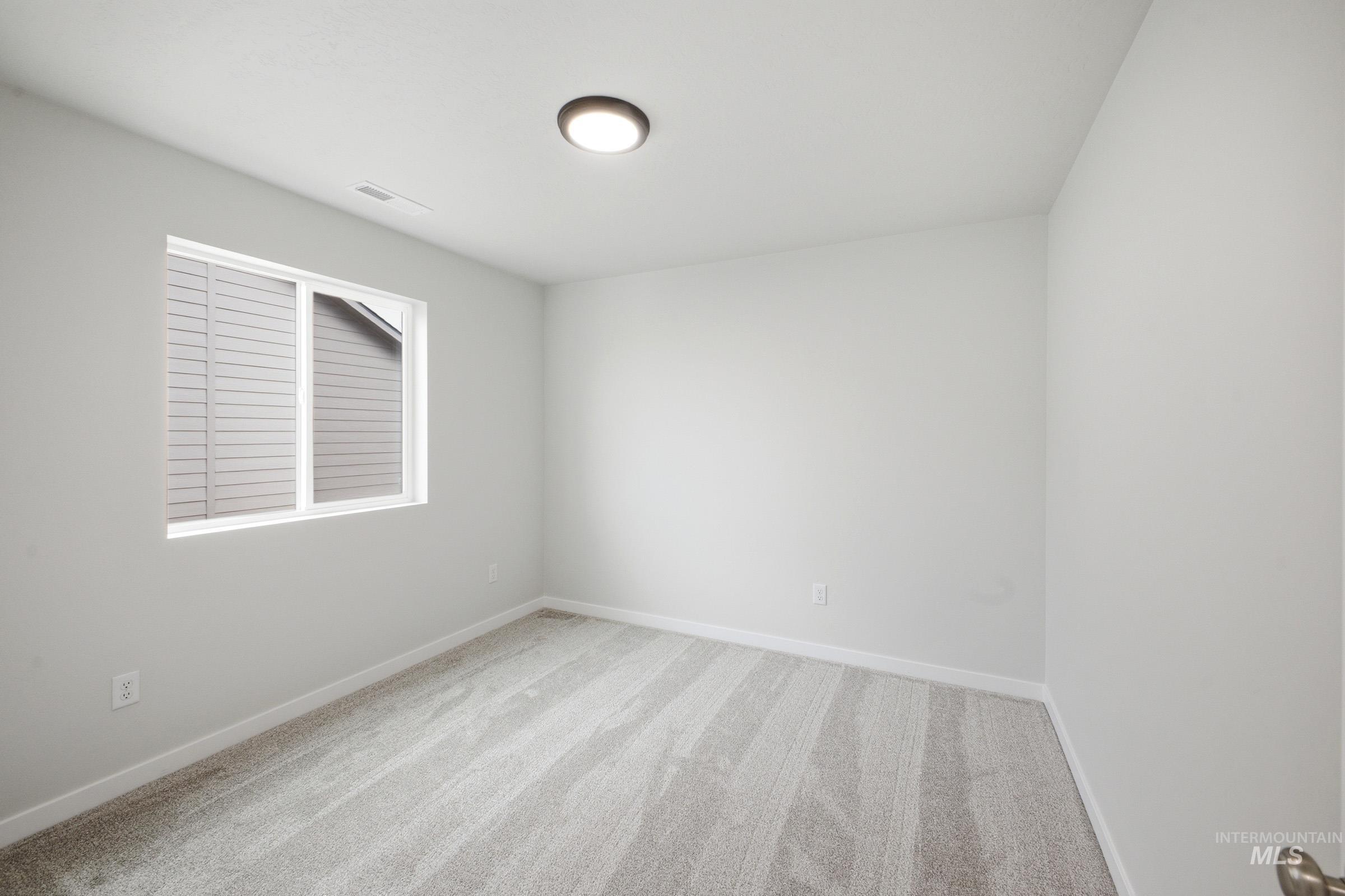 6611 W Redwood Creek Dr, Meridian, Idaho 83646, 4 Bedrooms, 2.5 Bathrooms, Residential For Sale, Price $559,990, 98979229