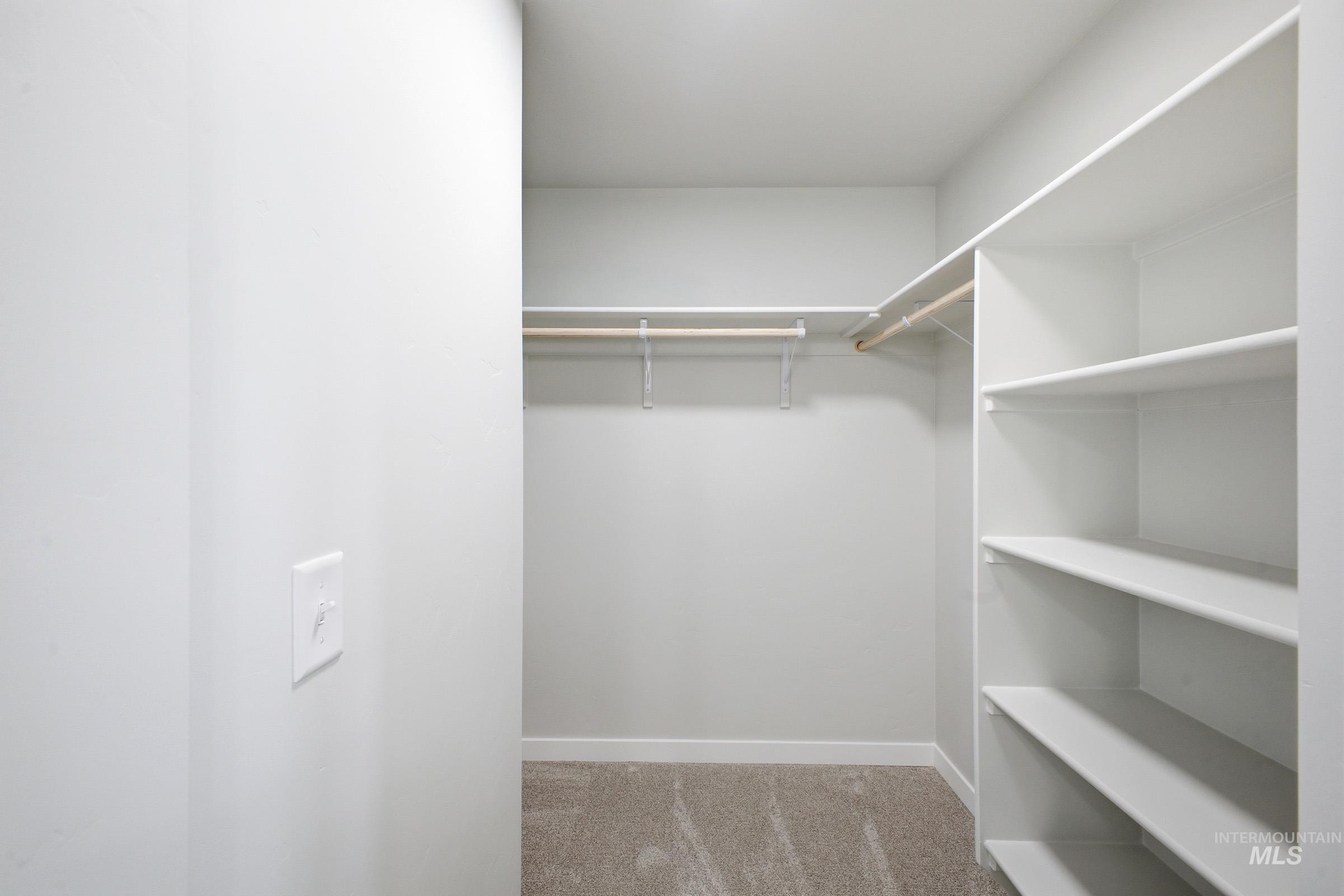 6593 W Redwood Creek Dr, Meridian, Idaho 83646, 3 Bedrooms, 2.5 Bathrooms, Residential For Sale, Price $459,990, 98979232