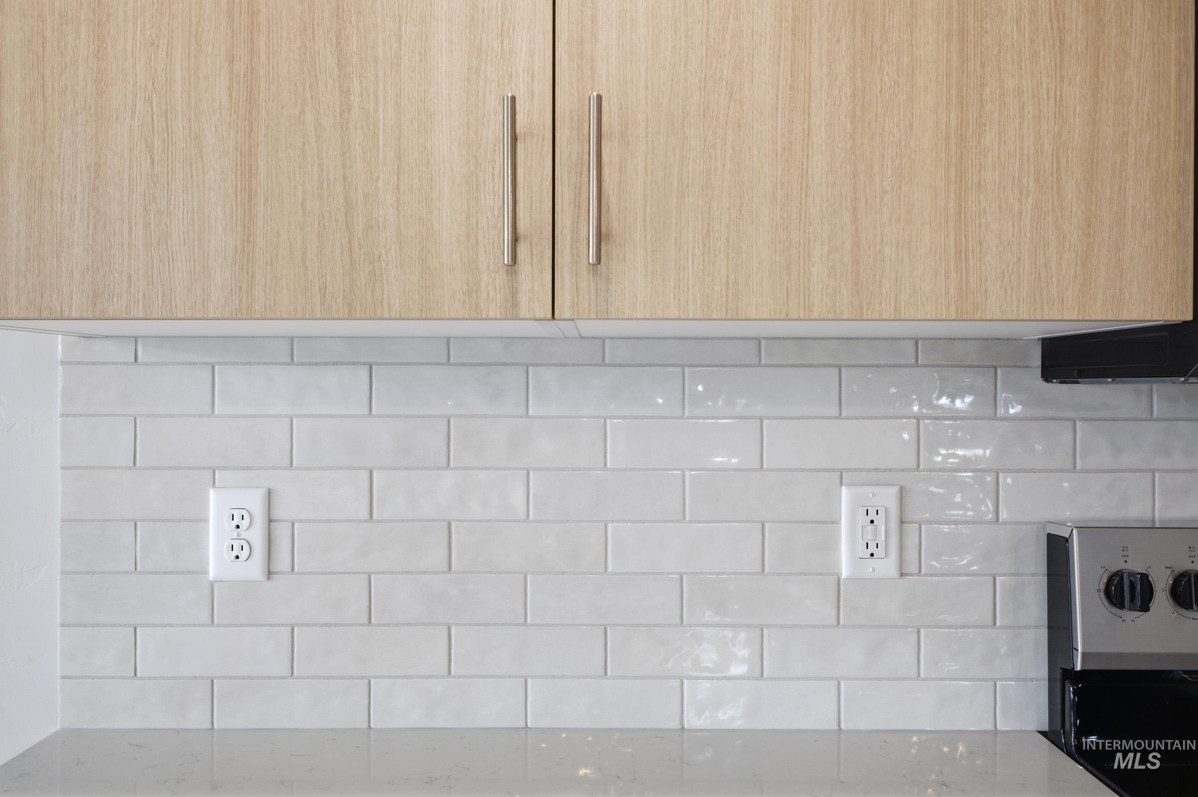 6593 W Redwood Creek Dr, Meridian, Idaho 83646, 3 Bedrooms, 2.5 Bathrooms, Residential For Sale, Price $459,990, 98979232