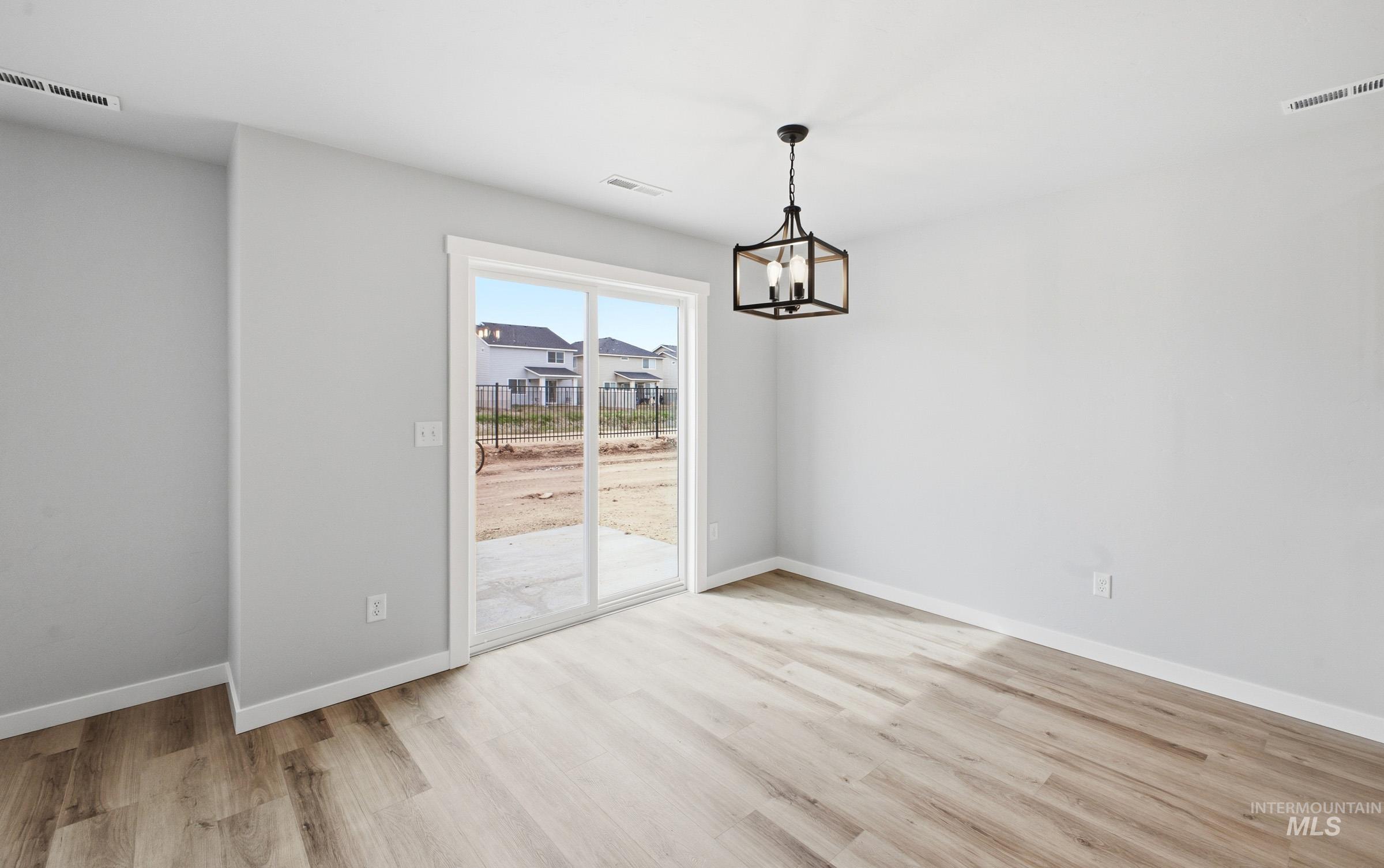 6593 W Redwood Creek Dr, Meridian, Idaho 83646, 3 Bedrooms, 2.5 Bathrooms, Residential For Sale, Price $459,990, 98979232