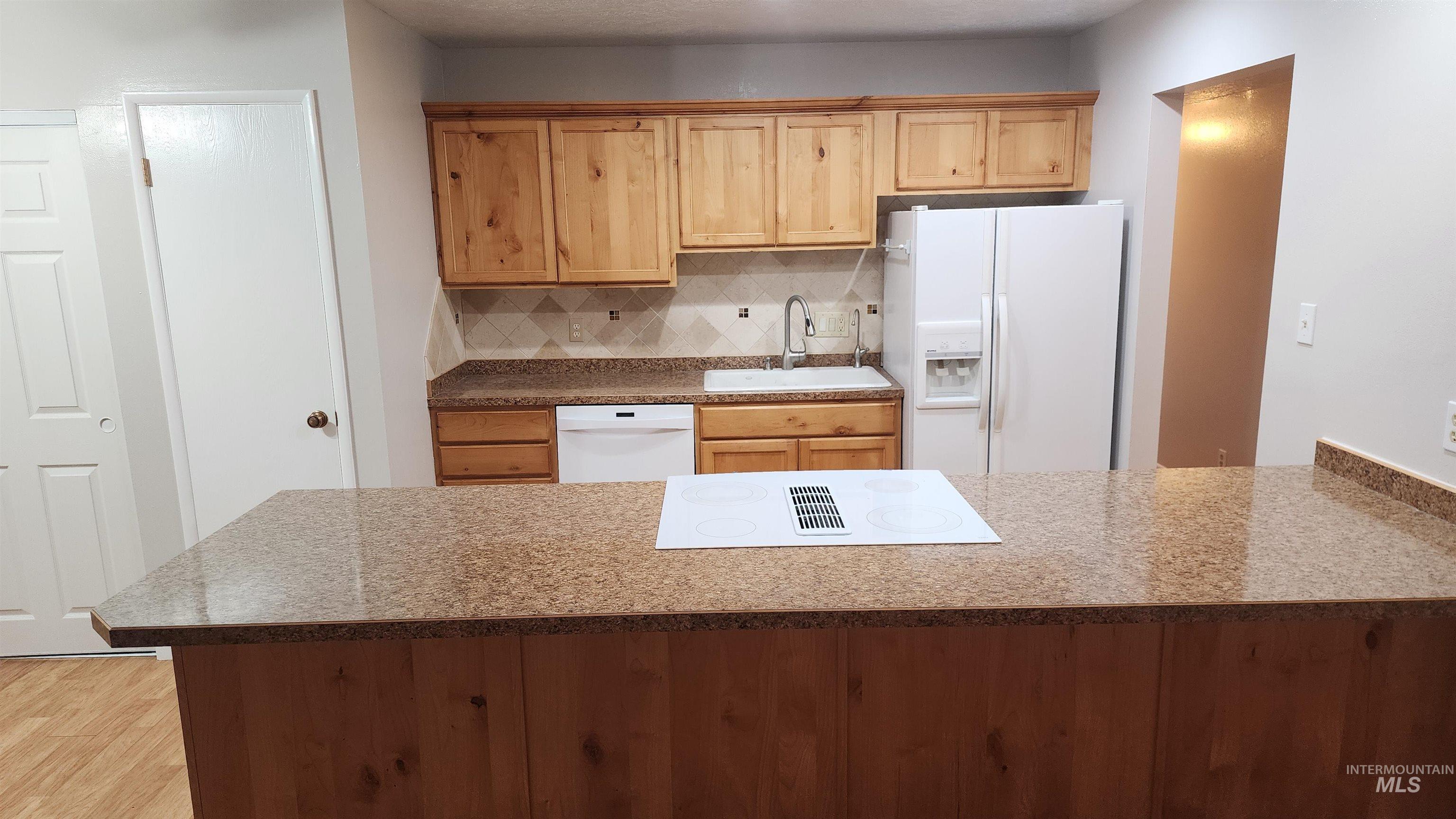 426 Ridgeway Drive, Twin Falls, Idaho 83301, 3 Bedrooms, 2 Bathrooms, Residential For Sale, Price $350,000, 98979233