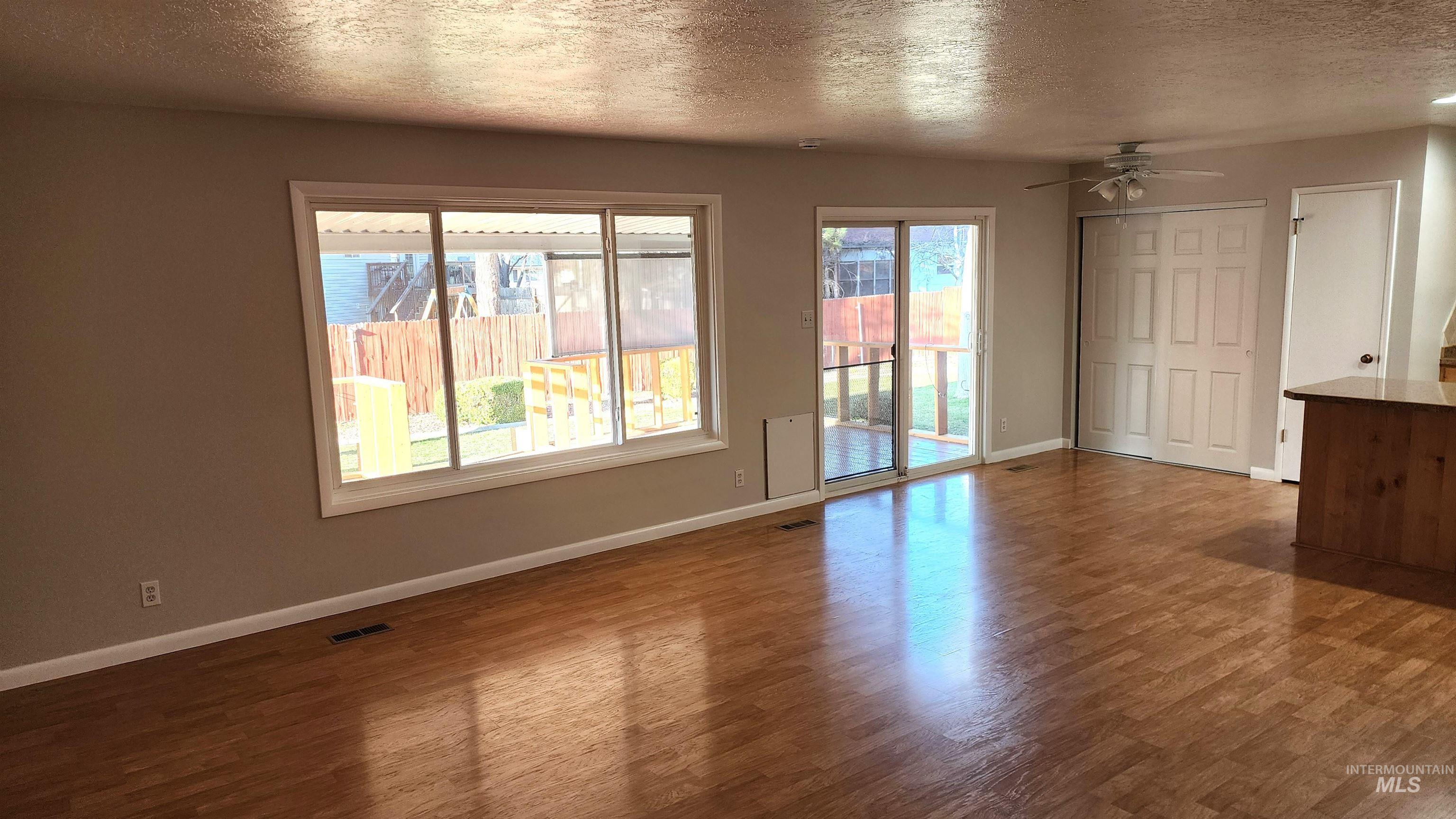 426 Ridgeway Drive, Twin Falls, Idaho 83301, 3 Bedrooms, 2 Bathrooms, Residential For Sale, Price $350,000, 98979233