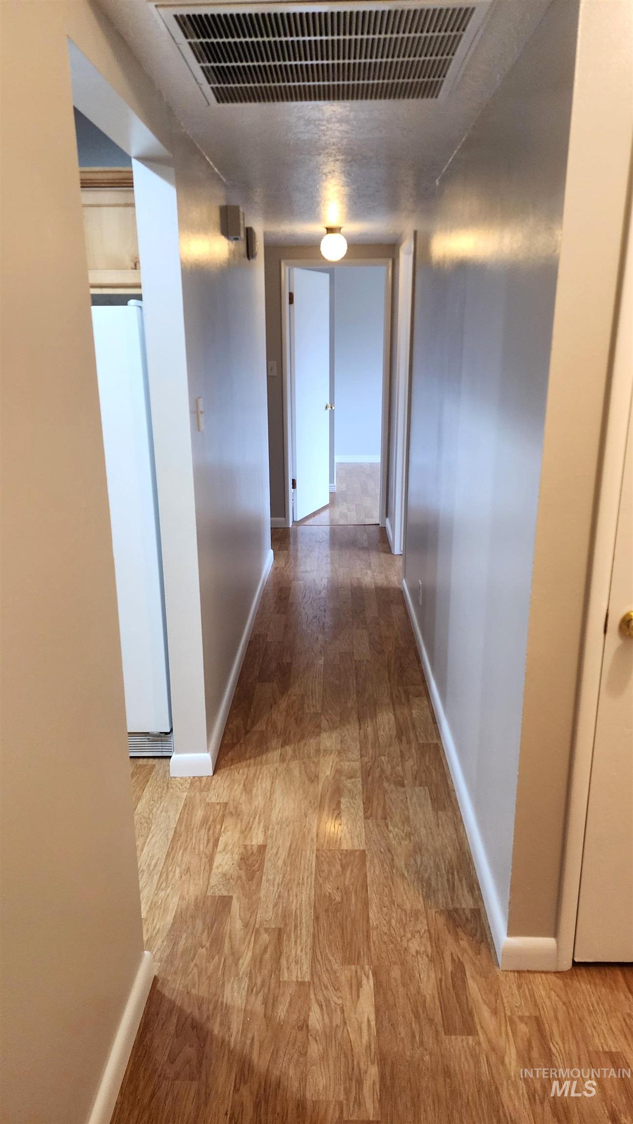 426 Ridgeway Drive, Twin Falls, Idaho 83301, 3 Bedrooms, 2 Bathrooms, Residential For Sale, Price $350,000, 98979233