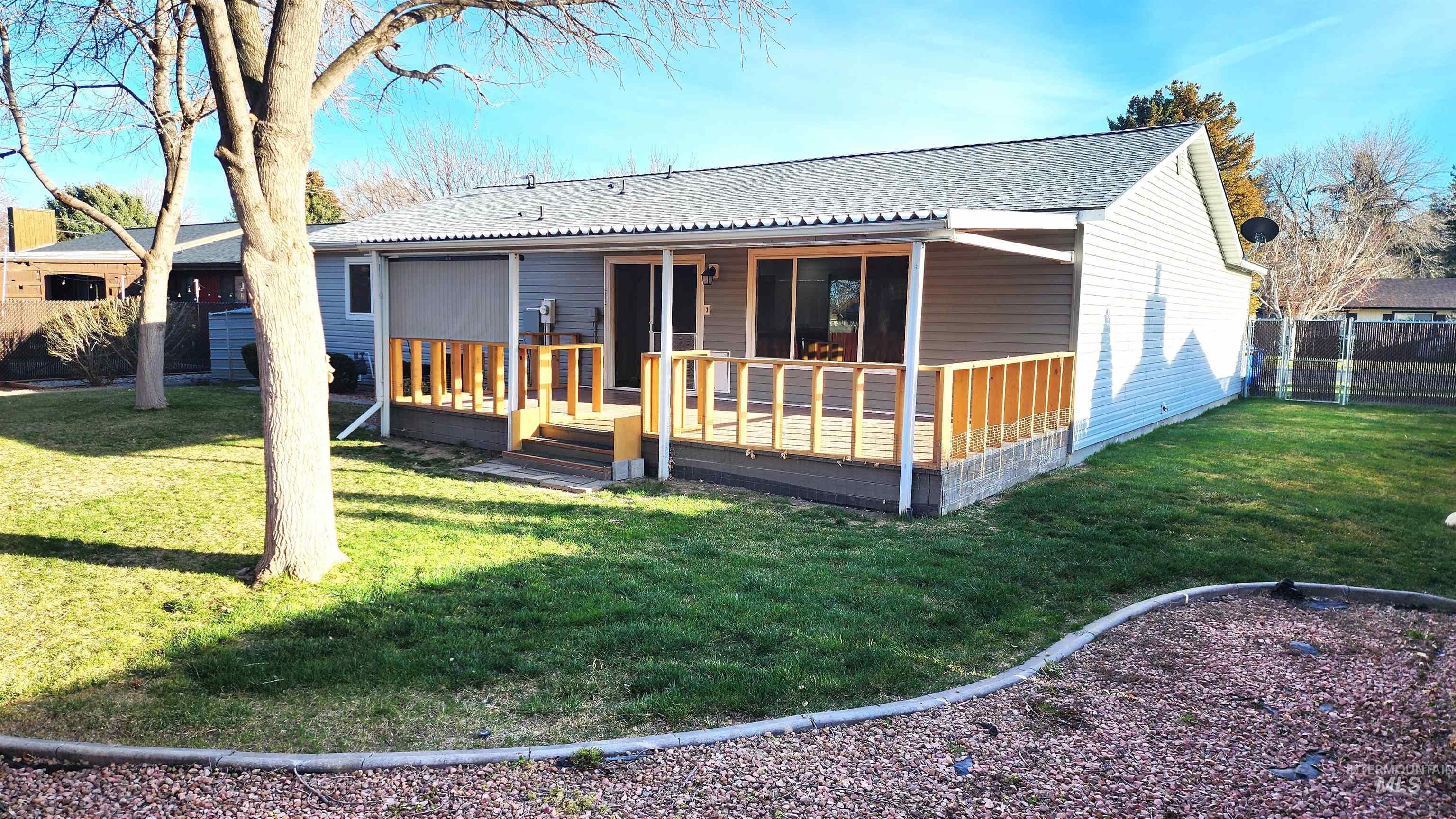 426 Ridgeway Drive, Twin Falls, Idaho 83301, 3 Bedrooms, 2 Bathrooms, Residential For Sale, Price $350,000, 98979233