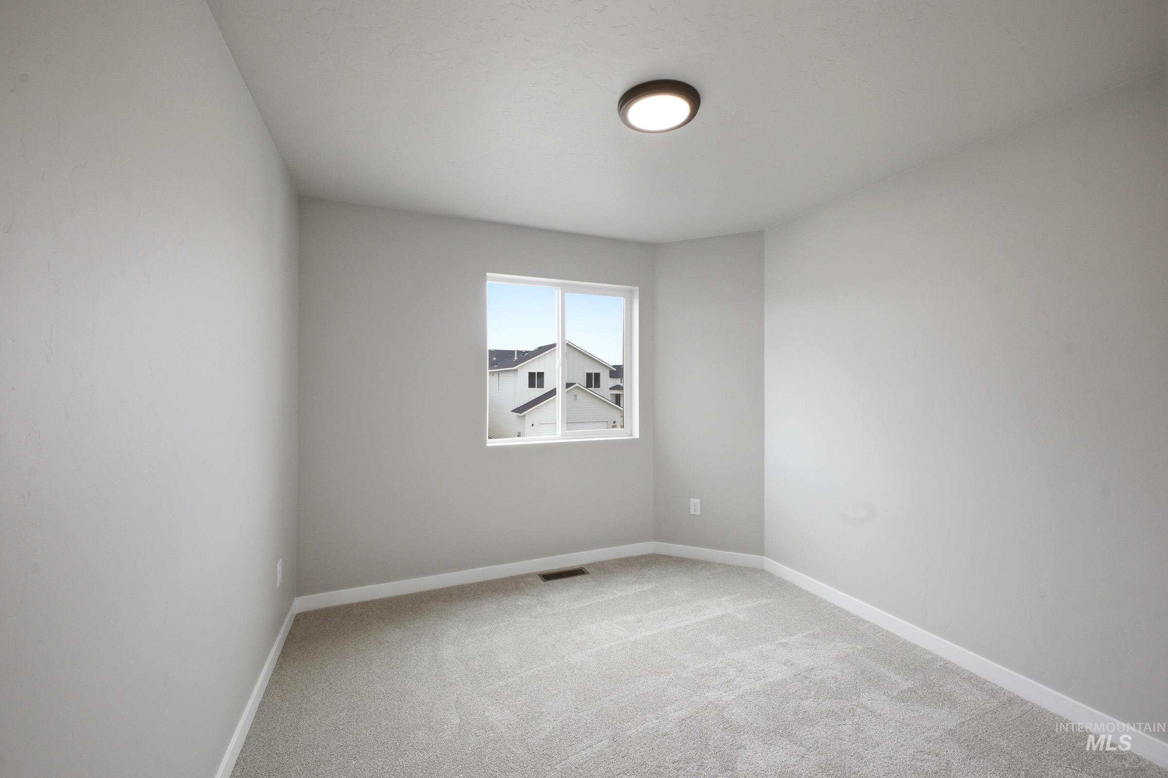 6686 W Redwood Creek Dr, Meridian, Idaho 83646, 3 Bedrooms, 2.5 Bathrooms, Residential For Sale, Price $440,990, 98979234