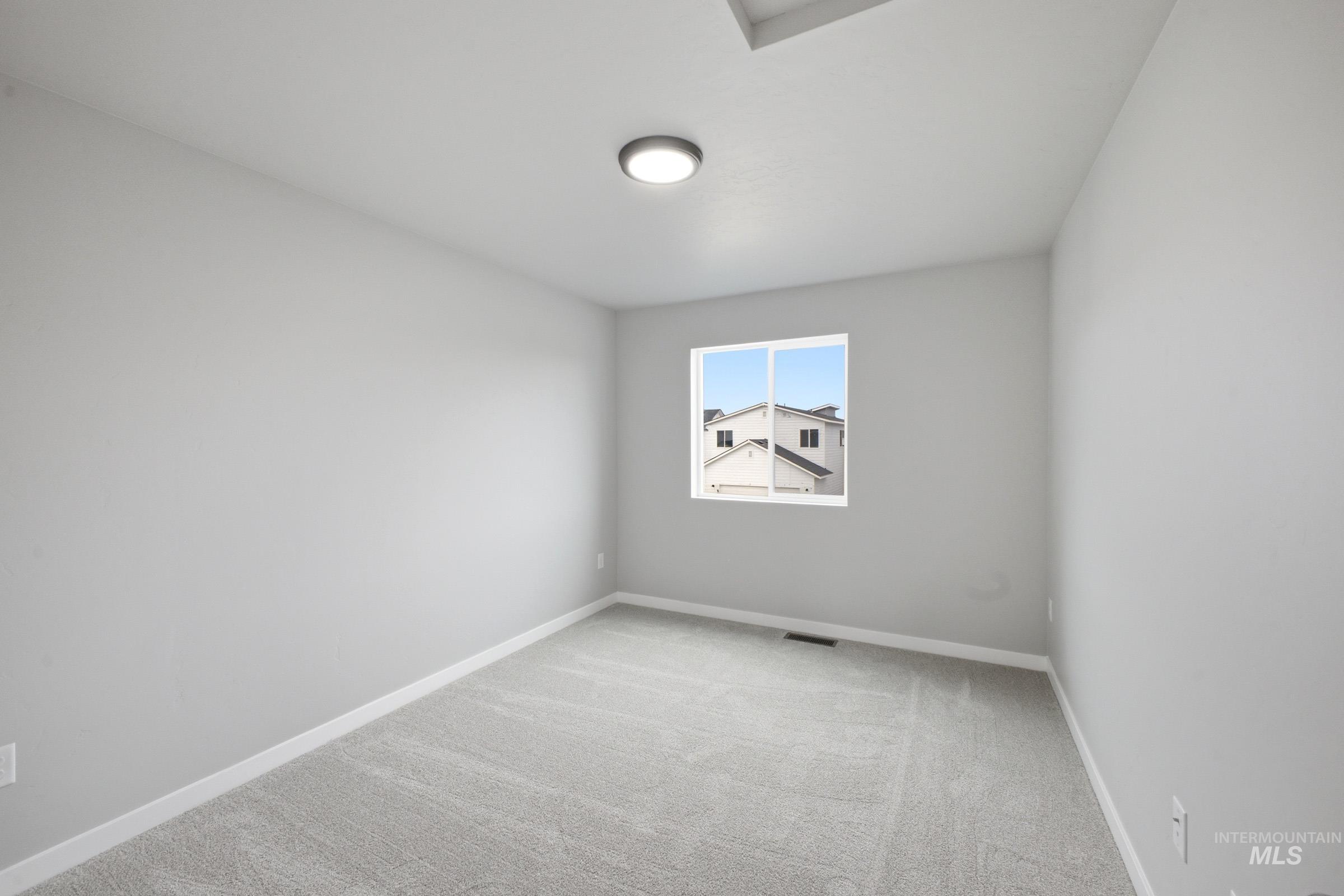 6686 W Redwood Creek Dr, Meridian, Idaho 83646, 3 Bedrooms, 2.5 Bathrooms, Residential For Sale, Price $440,990, 98979234