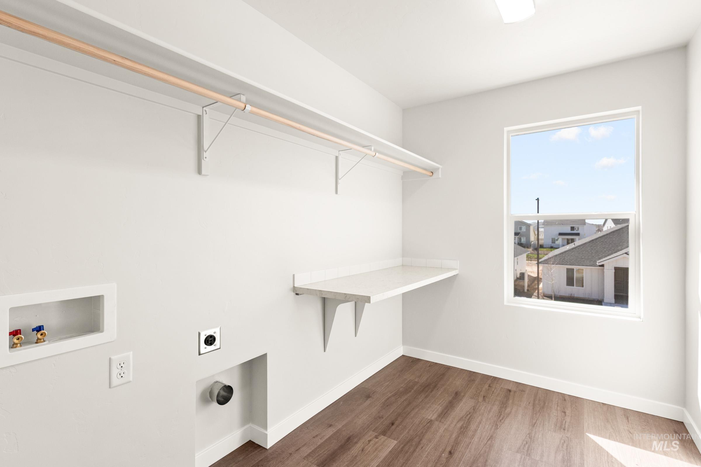 6714 W Redwood Creek Dr, Meridian, Idaho 83646, 3 Bedrooms, 2.5 Bathrooms, Residential For Sale, Price $474,990, 98979236