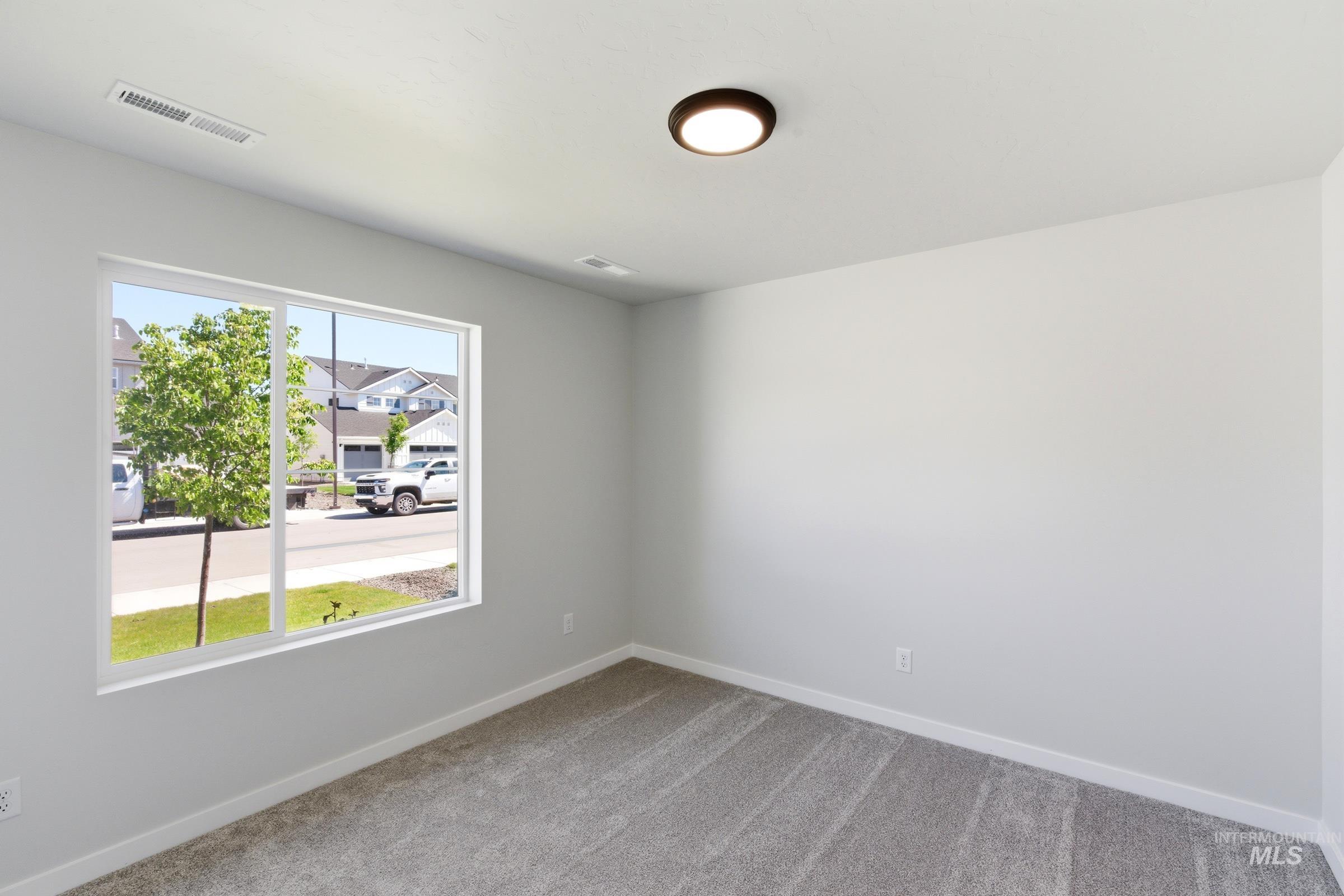 6543 W Plateau Creek Dr, Meridian, Idaho 83646, 4 Bedrooms, 2 Bathrooms, Residential For Sale, Price $473,990,MLS 98979239
