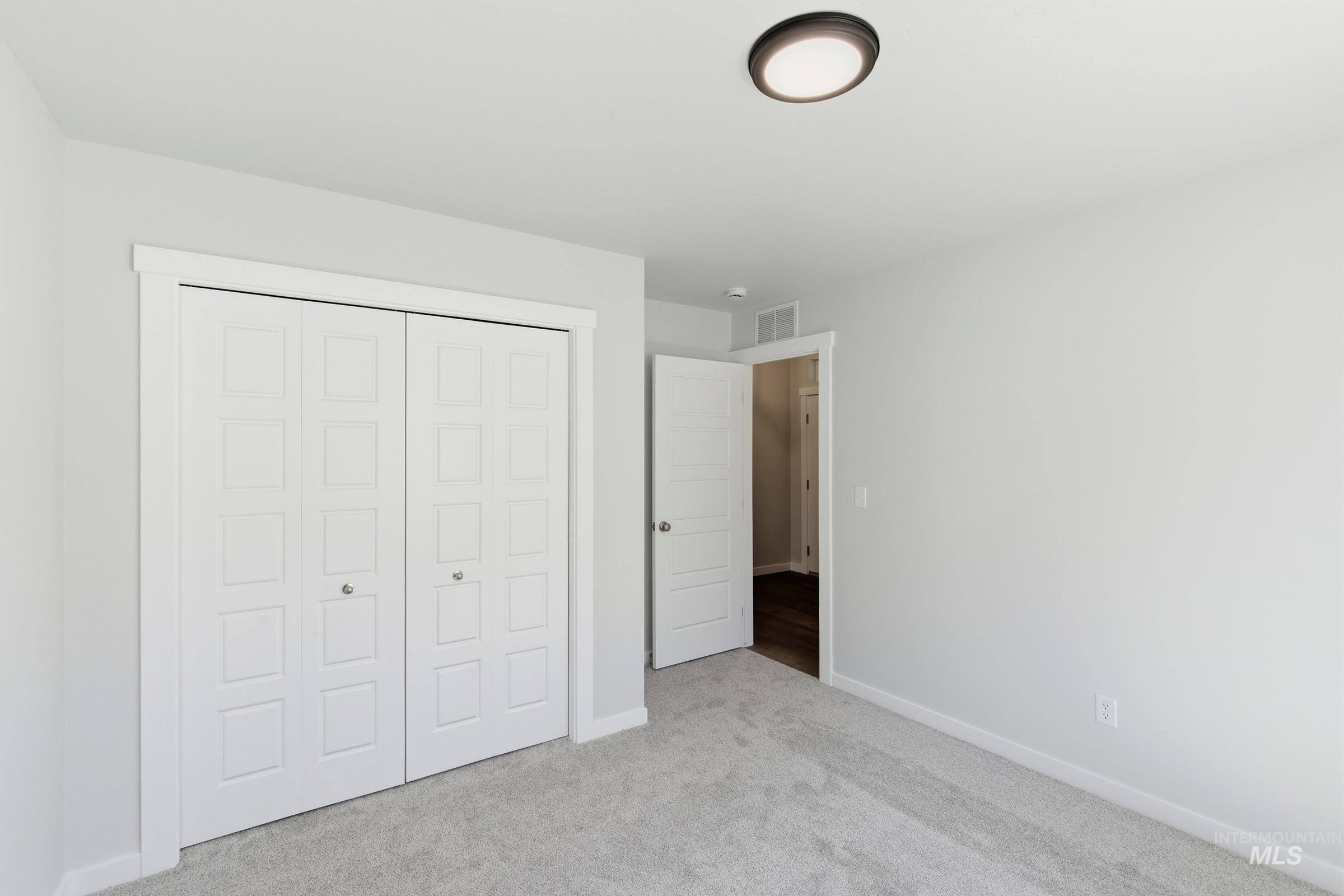 6543 W Plateau Creek Dr, Meridian, Idaho 83646, 4 Bedrooms, 2 Bathrooms, Residential For Sale, Price $473,990,MLS 98979239
