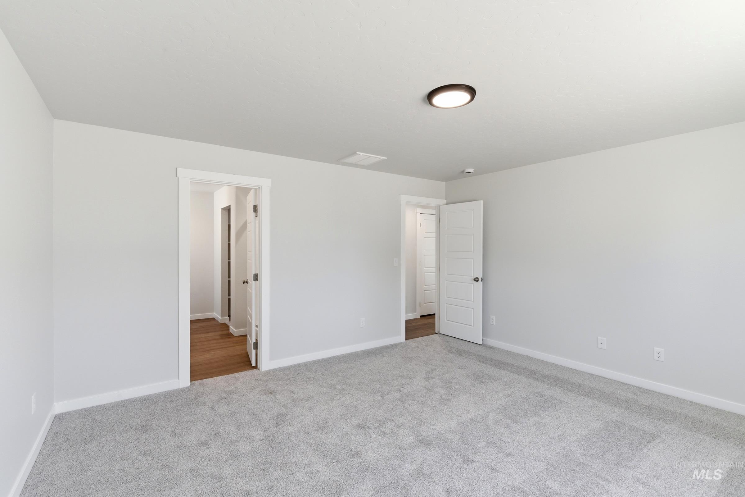 6543 W Plateau Creek Dr, Meridian, Idaho 83646, 4 Bedrooms, 2 Bathrooms, Residential For Sale, Price $473,990,MLS 98979239