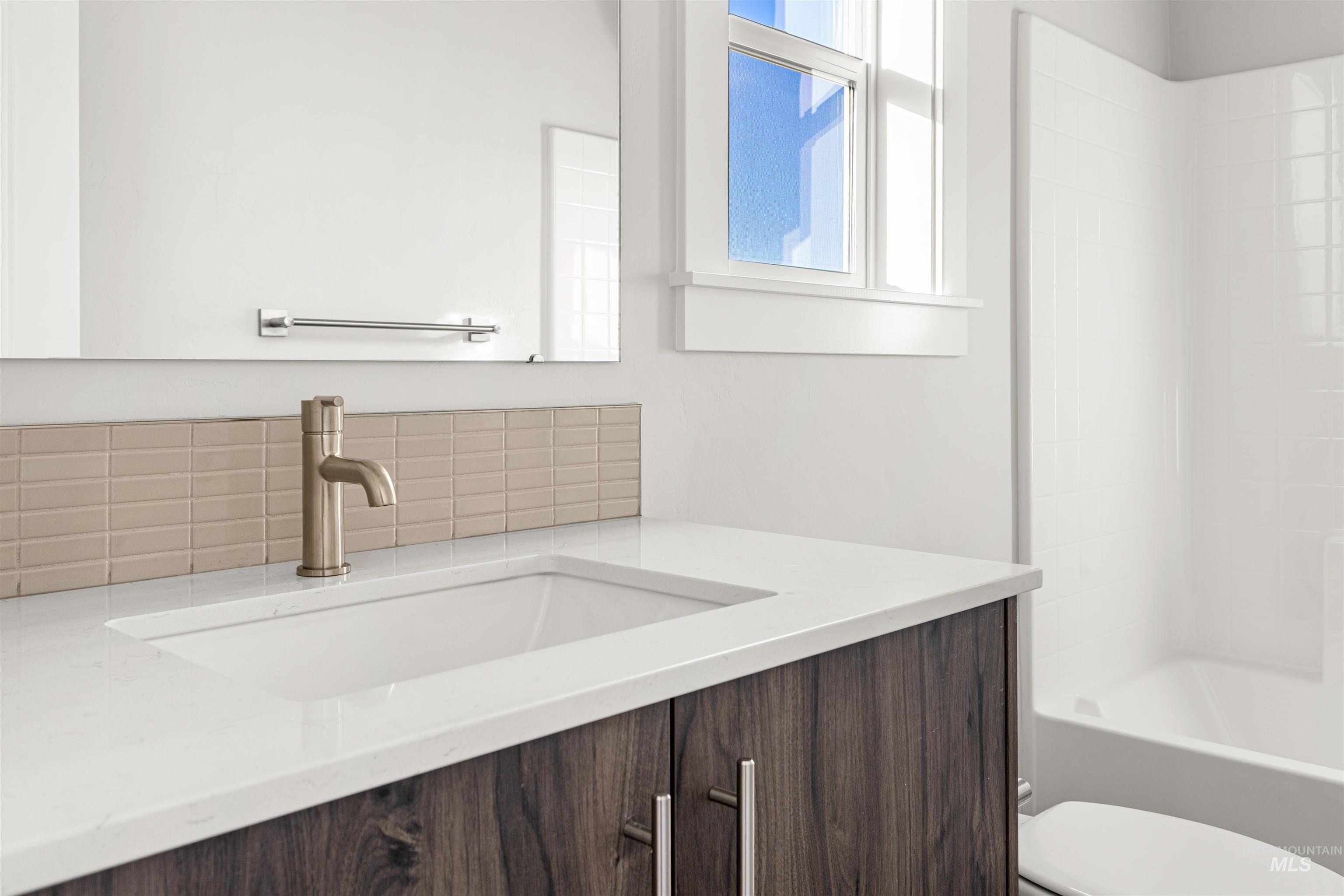 17706 N Hugh Glass Way, Nampa, Idaho 83687, 5 Bedrooms, 4.5 Bathrooms, Residential For Sale, Price $799,990, 98979243