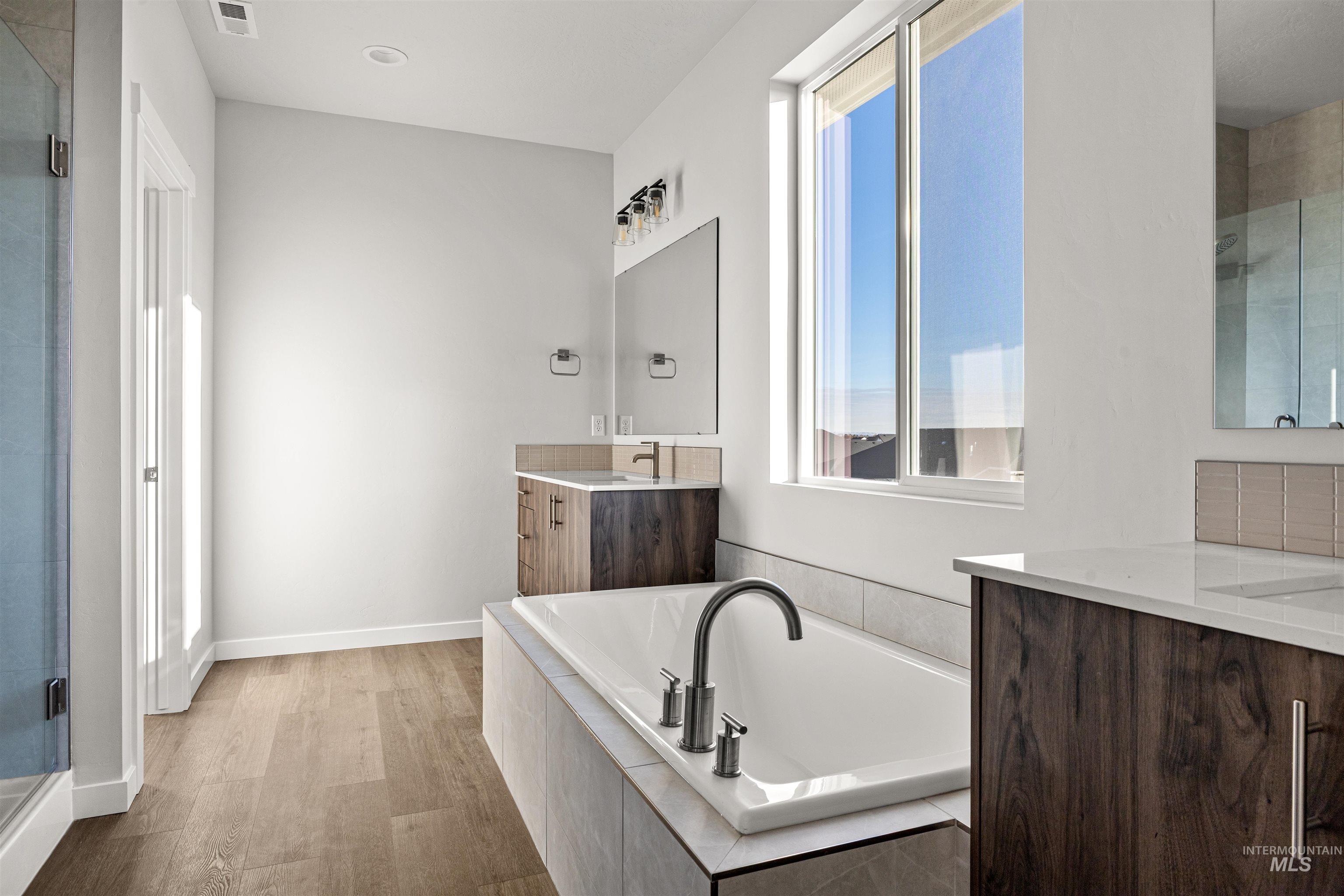 17706 N Hugh Glass Way, Nampa, Idaho 83687, 5 Bedrooms, 4.5 Bathrooms, Residential For Sale, Price $799,990, 98979243