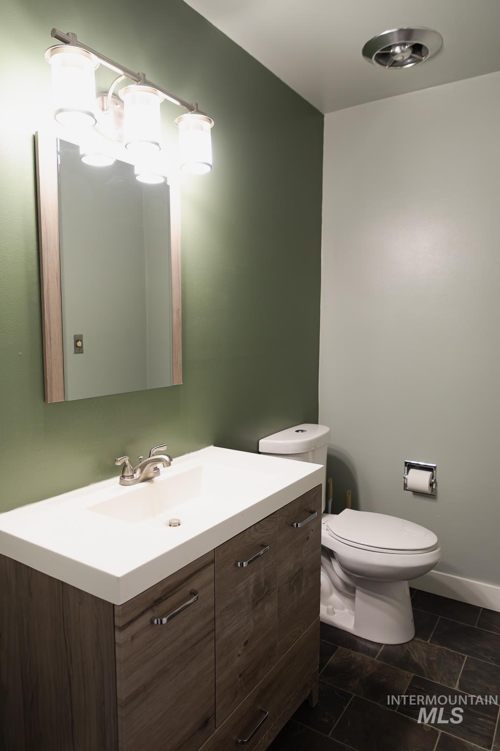 140/144 S Oregon State, Ontario, Oregon 97914, Business/Commercial For Sale, Price $399,000, 98979244