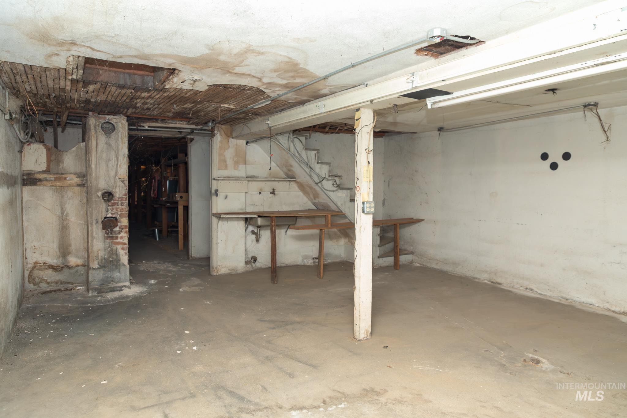 140/144 S Oregon State, Ontario, Oregon 97914, Business/Commercial For Sale, Price $399,000, 98979244