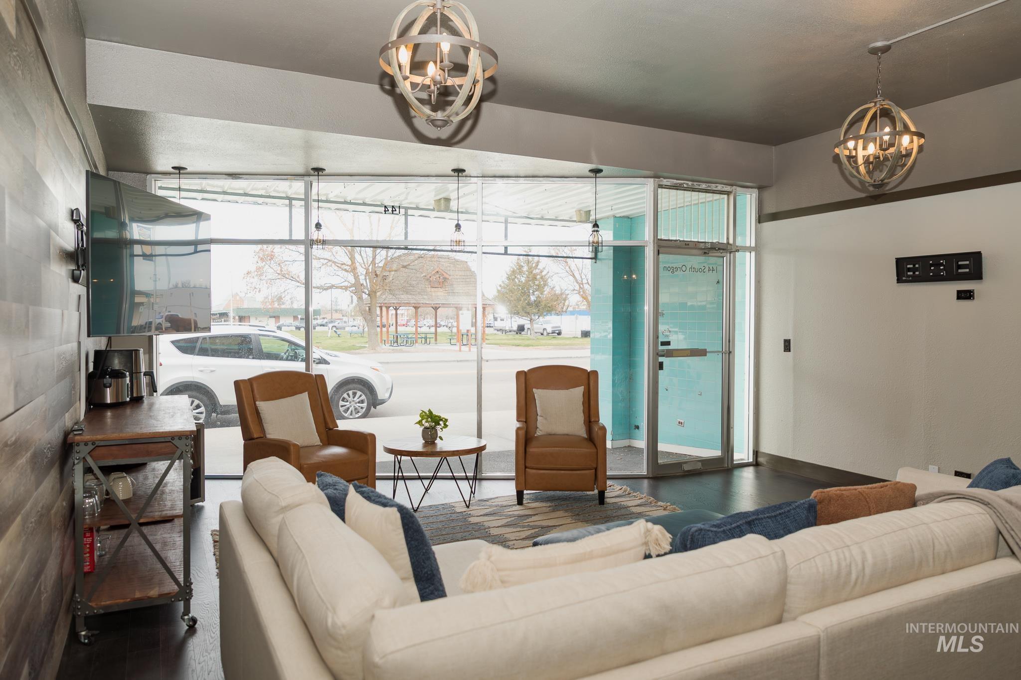 140/144 S Oregon State, Ontario, Oregon 97914, Business/Commercial For Sale, Price $399,000, 98979244