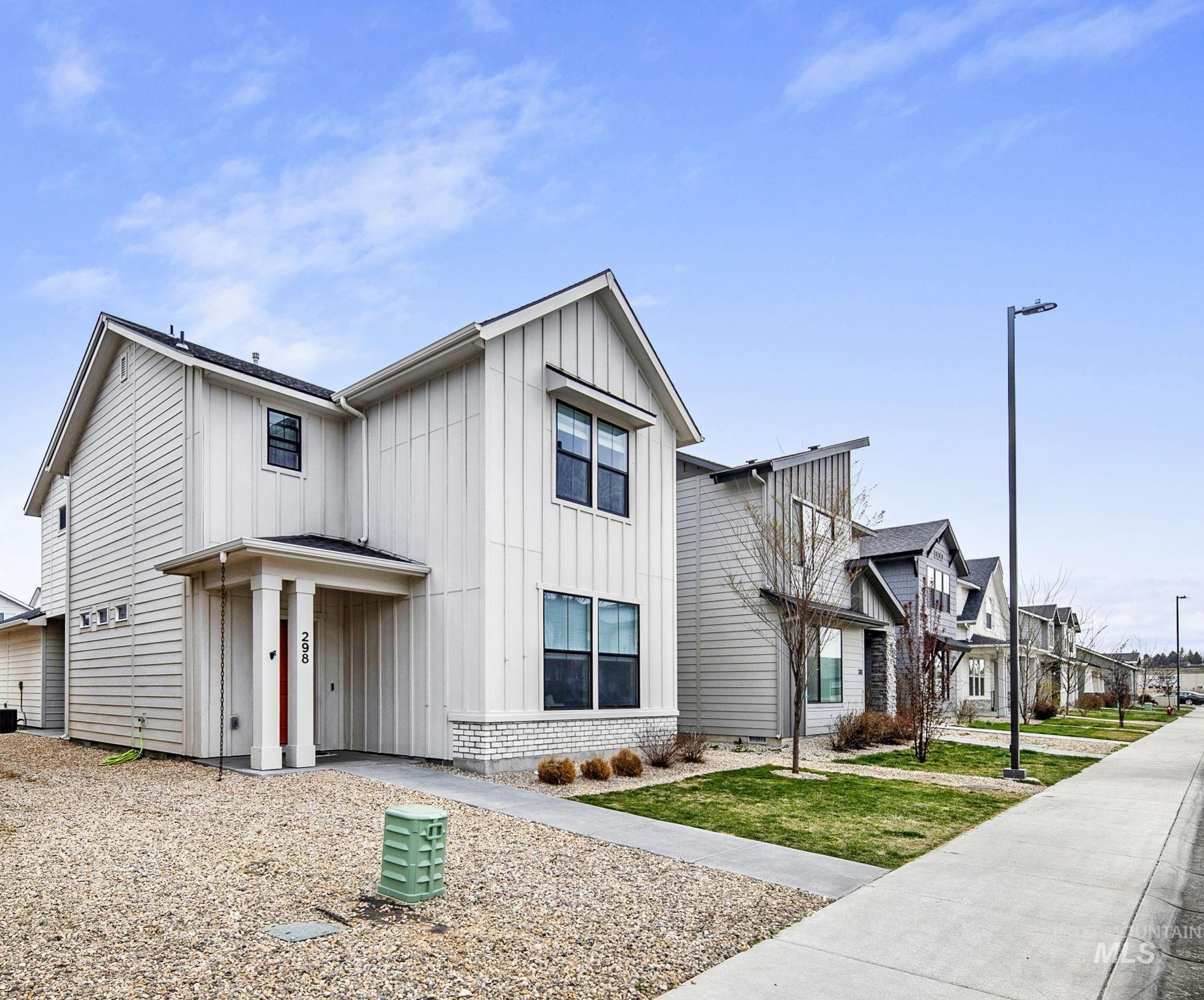 298 S Fritts Ave, Meridian, Idaho 83642, 3 Bedrooms, 2.5 Bathrooms, Residential For Sale, Price $415,000, 98979245