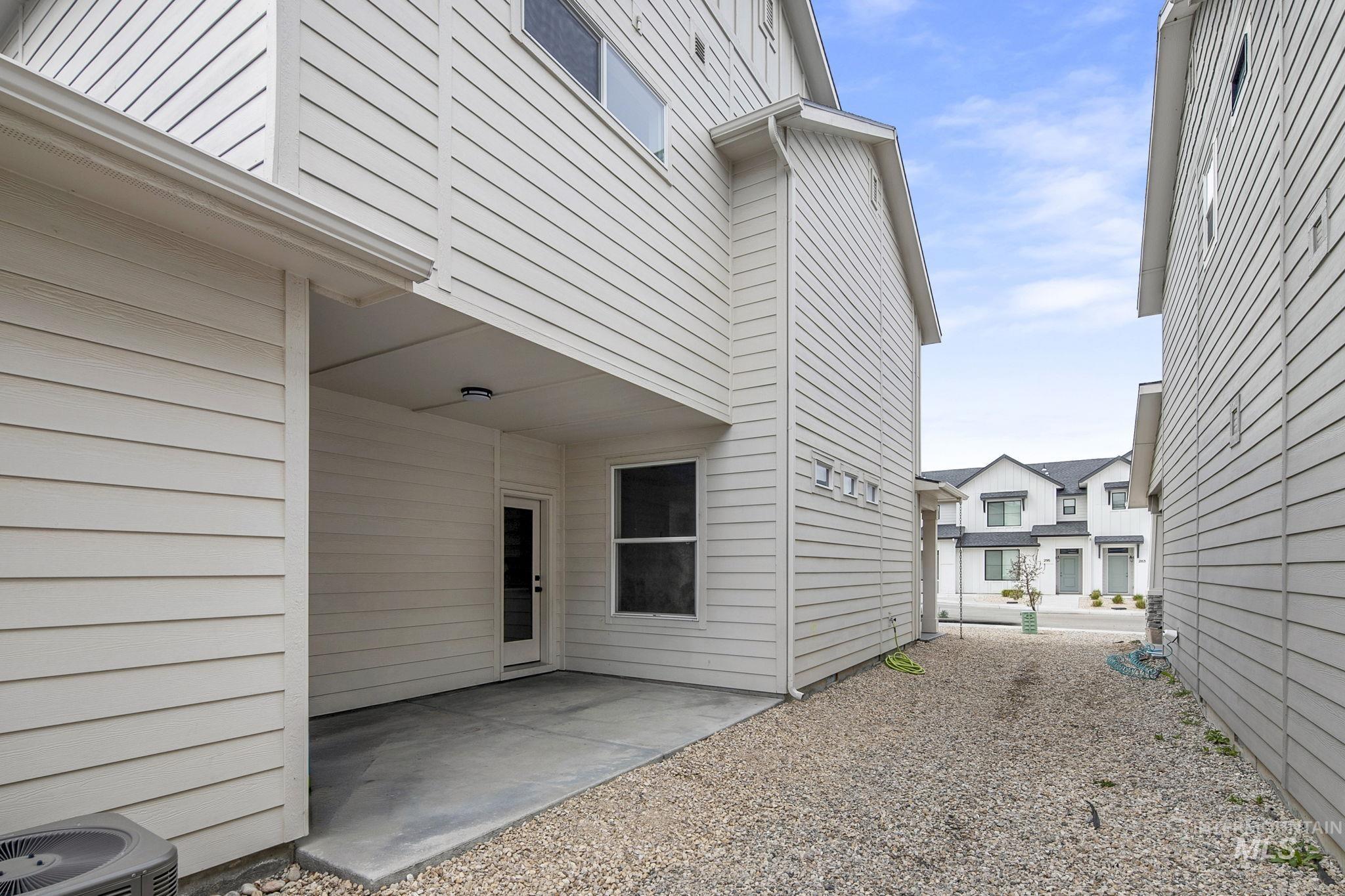 298 S Fritts Ave, Meridian, Idaho 83642, 3 Bedrooms, 2.5 Bathrooms, Residential For Sale, Price $415,000, 98979245