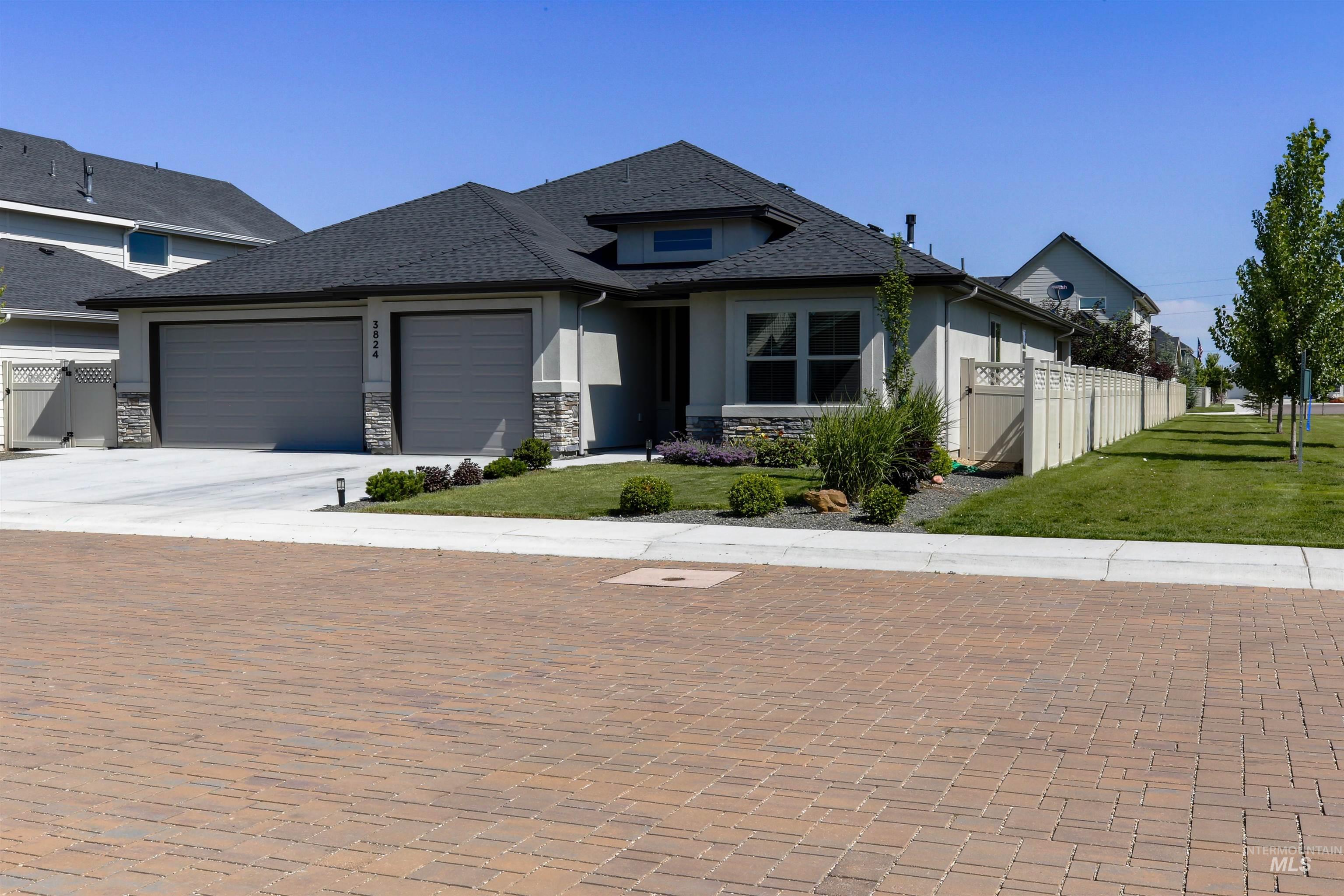 3824 W Lesina Dr., Meridian, Idaho 83646, 3 Bedrooms, 2 Bathrooms, Residential For Sale, Price $670,000, 98979246