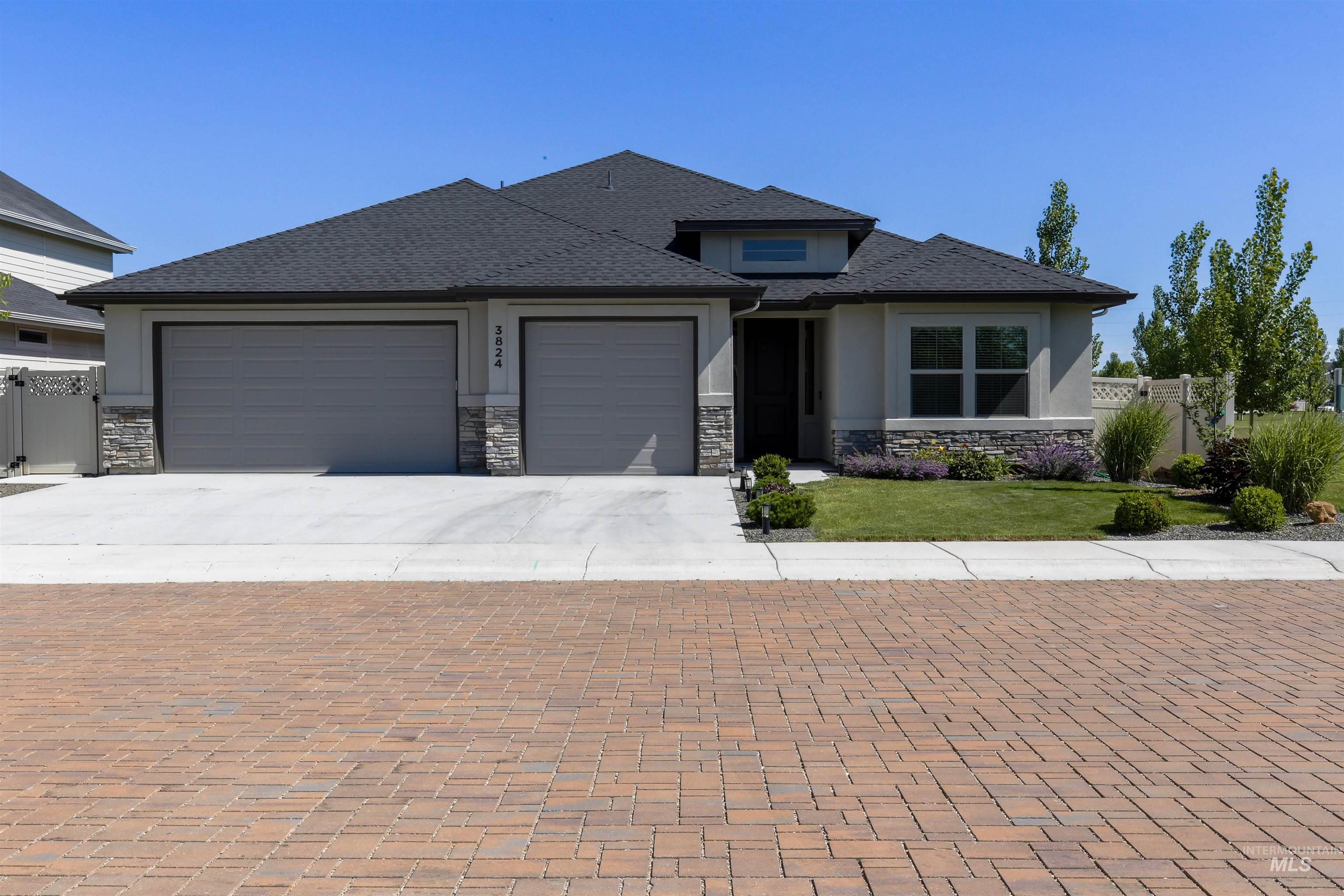 3824 W Lesina Dr., Meridian, Idaho 83646, 3 Bedrooms, 2 Bathrooms, Residential For Sale, Price $674,900, 98979246