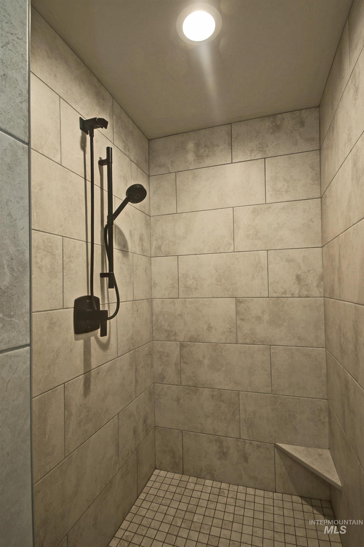 3824 W Lesina Dr., Meridian, Idaho 83646, 3 Bedrooms, 2 Bathrooms, Residential For Sale, Price $674,900, 98979246