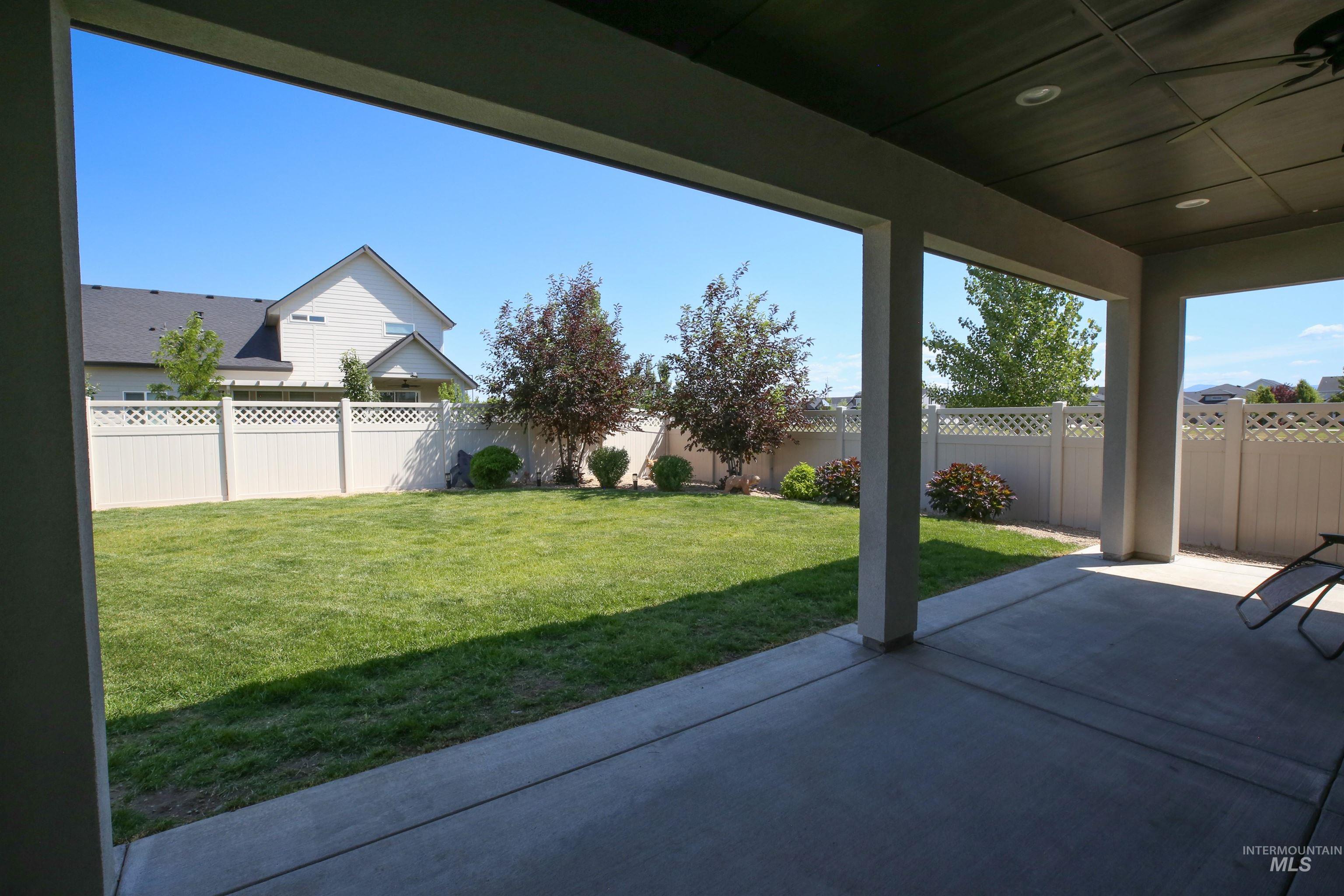 3824 W Lesina Dr., Meridian, Idaho 83646, 3 Bedrooms, 2 Bathrooms, Residential For Sale, Price $674,900, 98979246