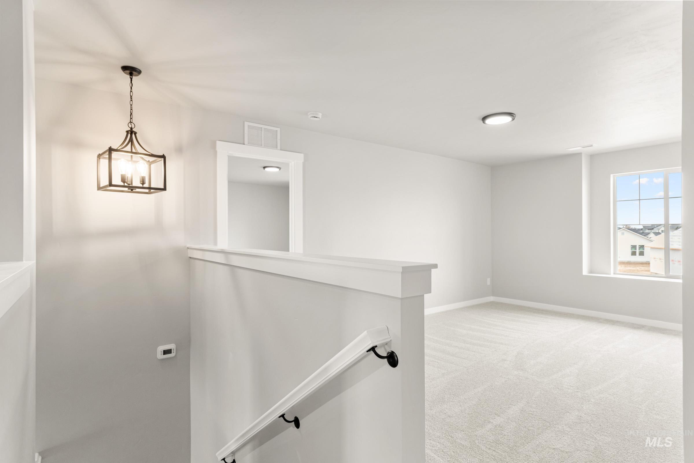 5242 E Phelps Lake Dr, Nampa, Idaho 83687, 5 Bedrooms, 2.5 Bathrooms, Residential For Sale, Price $567,990, 98979248