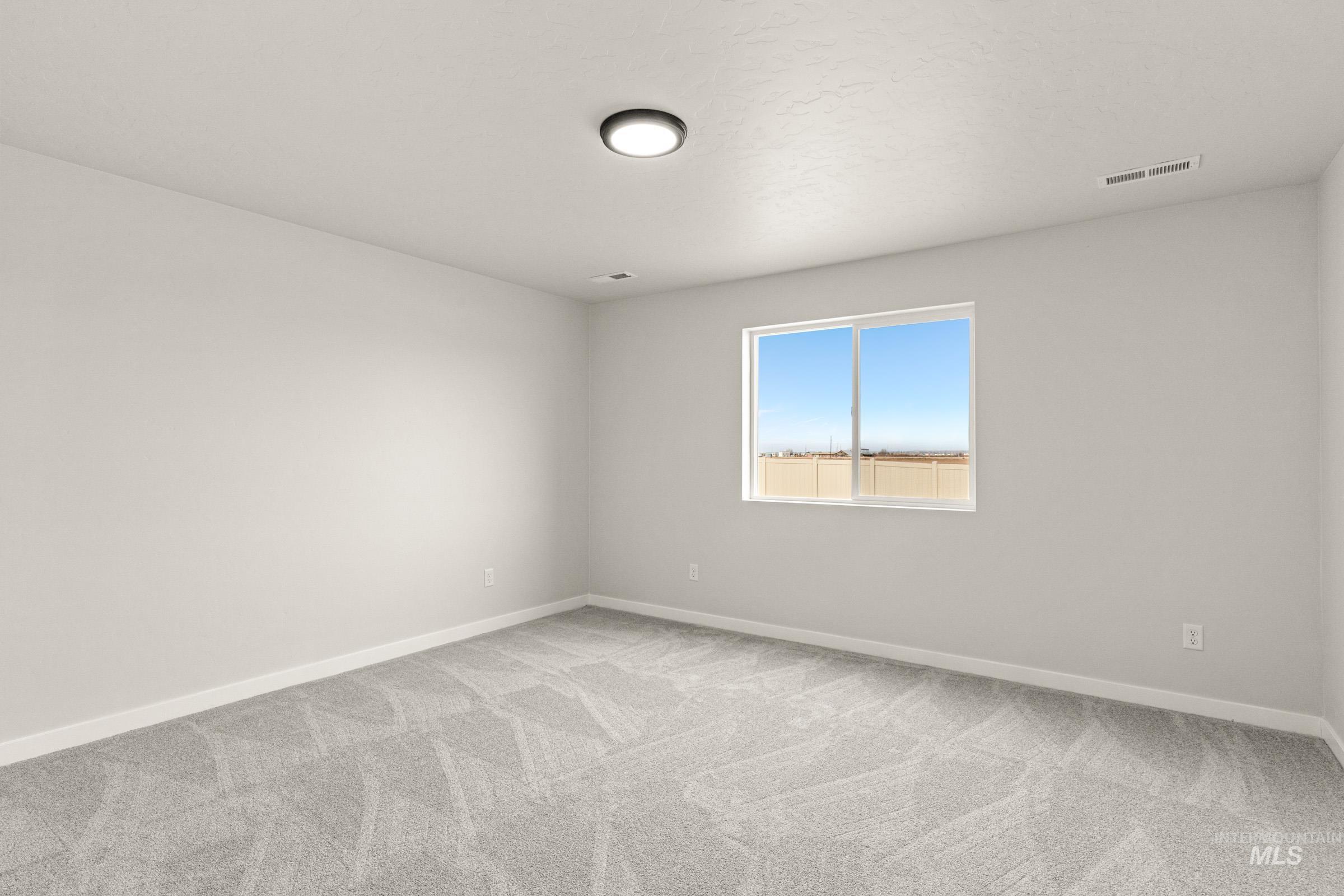 5284 E Phelps Lake Dr, Nampa, Idaho 83687, 3 Bedrooms, 2 Bathrooms, Residential For Sale, Price $416,990, 98979253