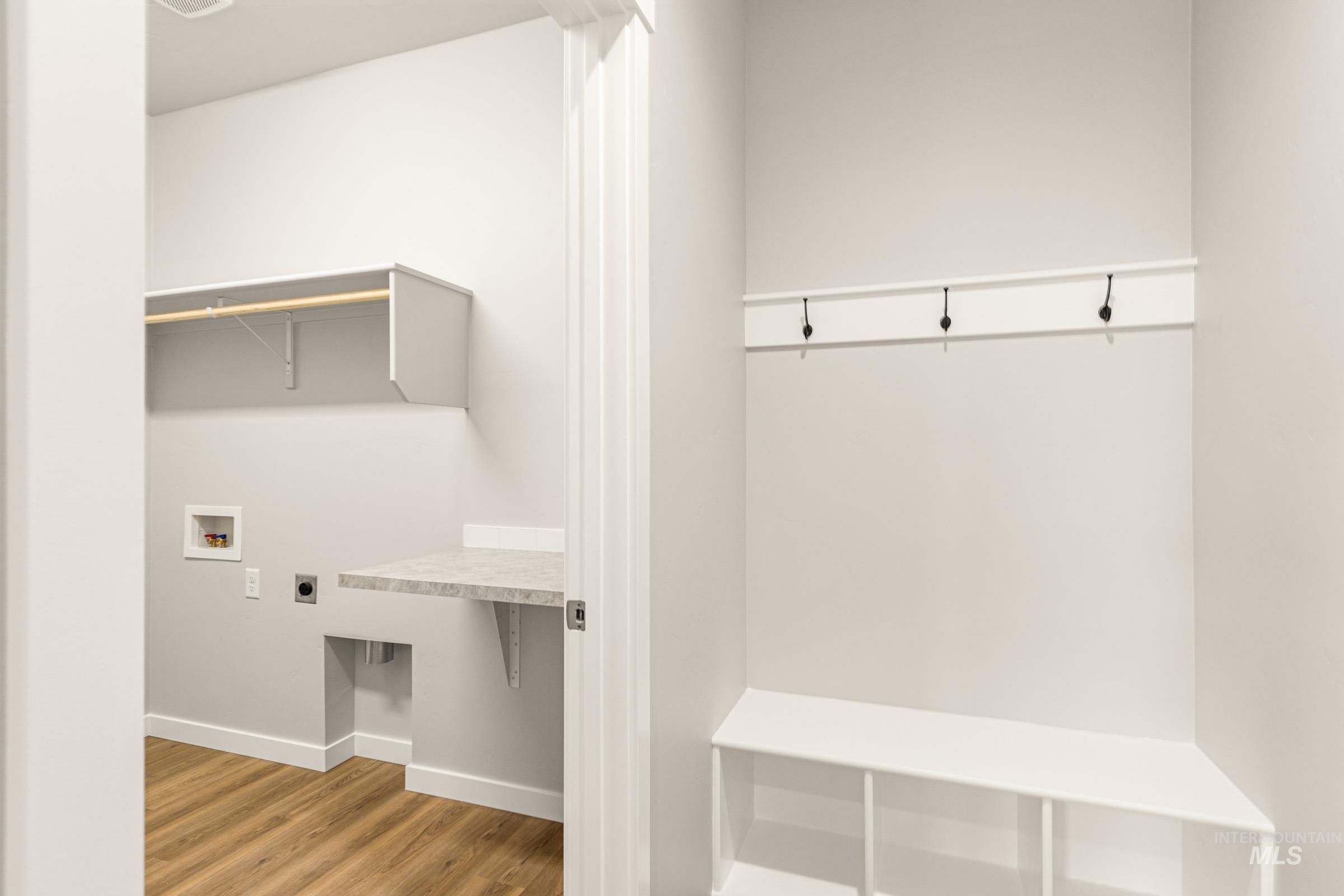 7048 E Amber Springs St, Nampa, Idaho 83687, 4 Bedrooms, 2.5 Bathrooms, Residential For Sale, Price $559,990, 98979254