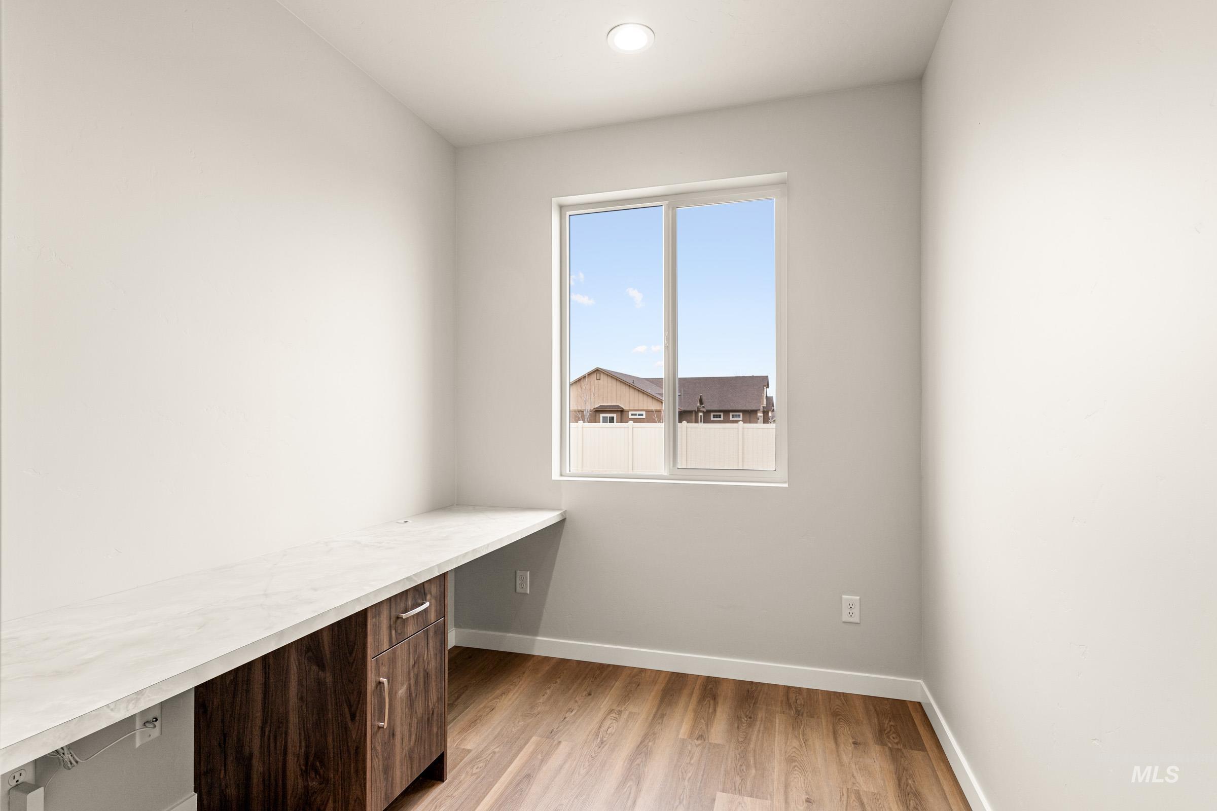 7048 E Amber Springs St, Nampa, Idaho 83687, 4 Bedrooms, 2.5 Bathrooms, Residential For Sale, Price $559,990, 98979254