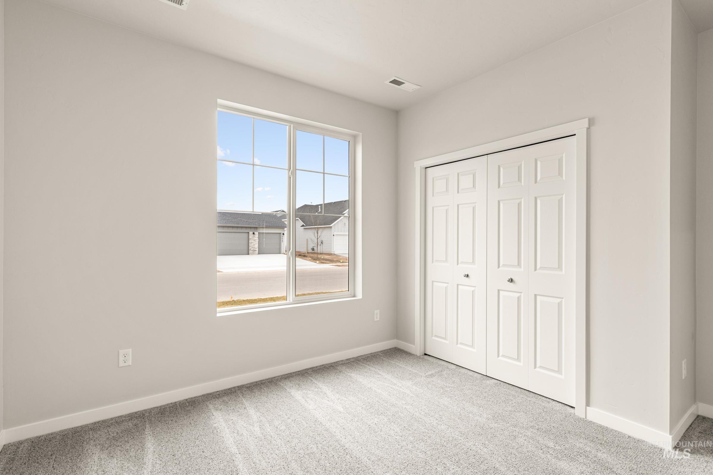 7048 E Amber Springs St, Nampa, Idaho 83687, 4 Bedrooms, 2.5 Bathrooms, Residential For Sale, Price $559,990, 98979254