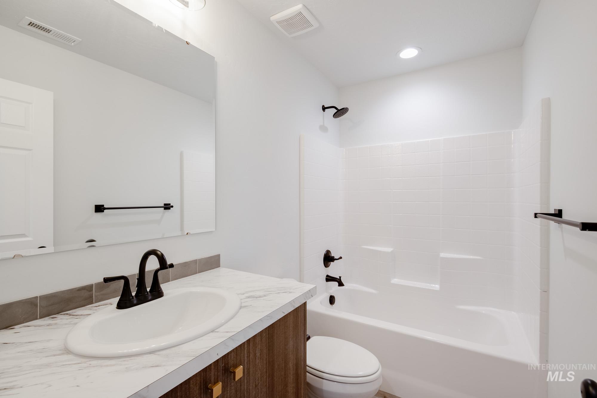 6925 S Harvest Cove Ave, Boise, Idaho 83709, 3 Bedrooms, 2.5 Bathrooms, Residential For Sale, Price $486,990, 98979255