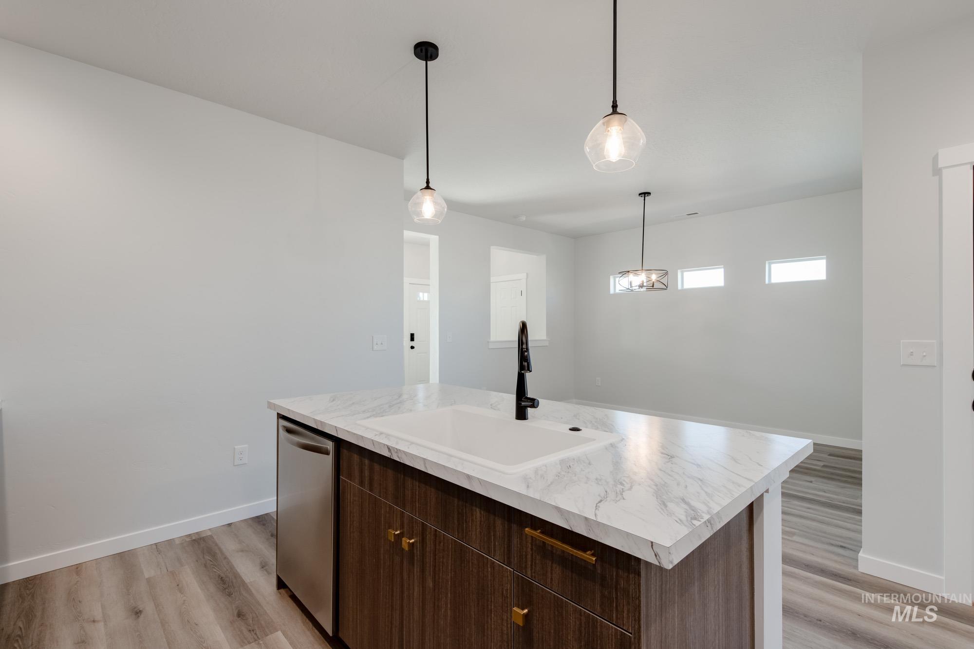 6925 S Harvest Cove Ave, Boise, Idaho 83709, 3 Bedrooms, 2.5 Bathrooms, Residential For Sale, Price $486,990, 98979255