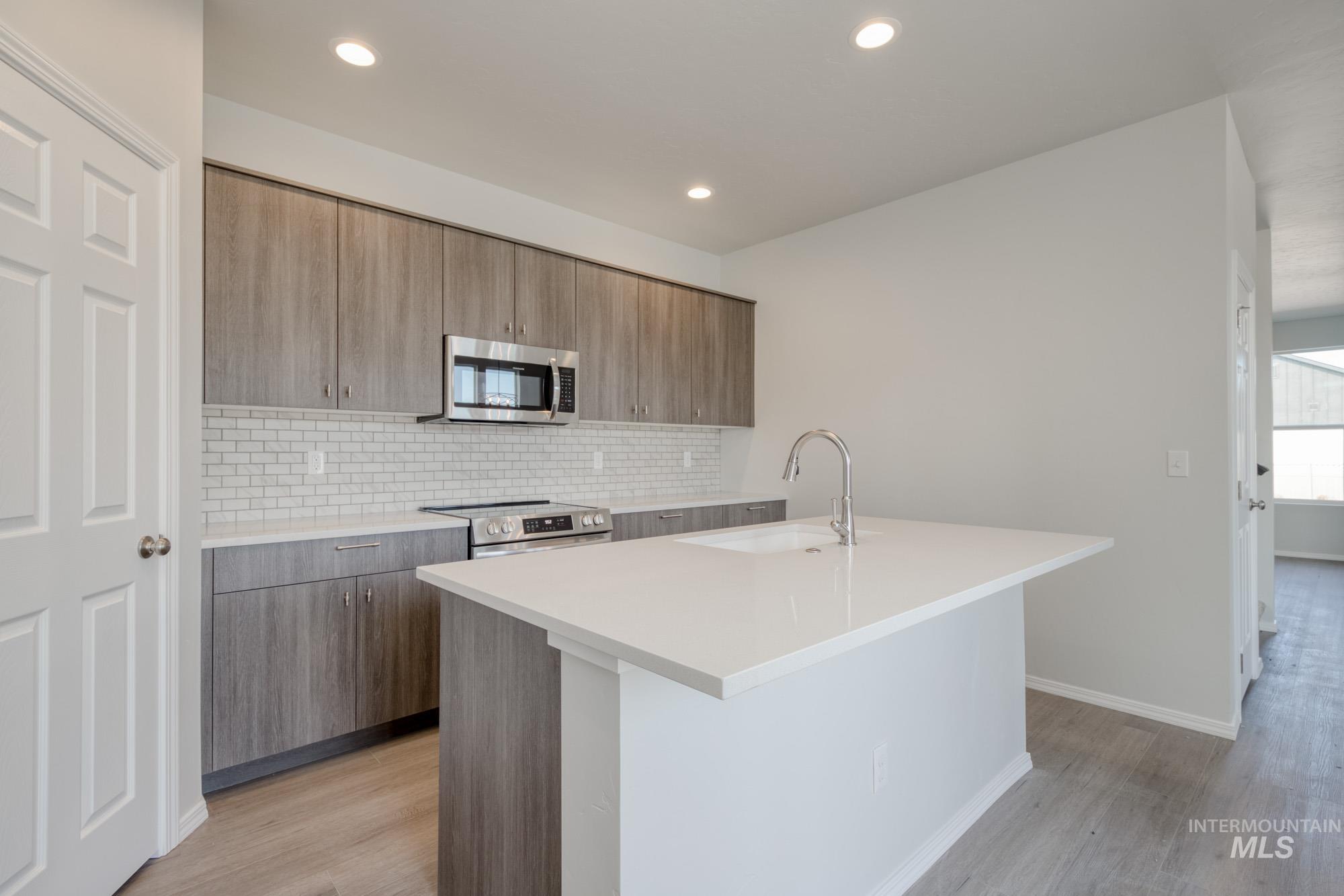 6939 W Harvest Cove Ave, Boise, Idaho 83709, 3 Bedrooms, 2.5 Bathrooms, Residential For Sale, Price $454,990, 98979256