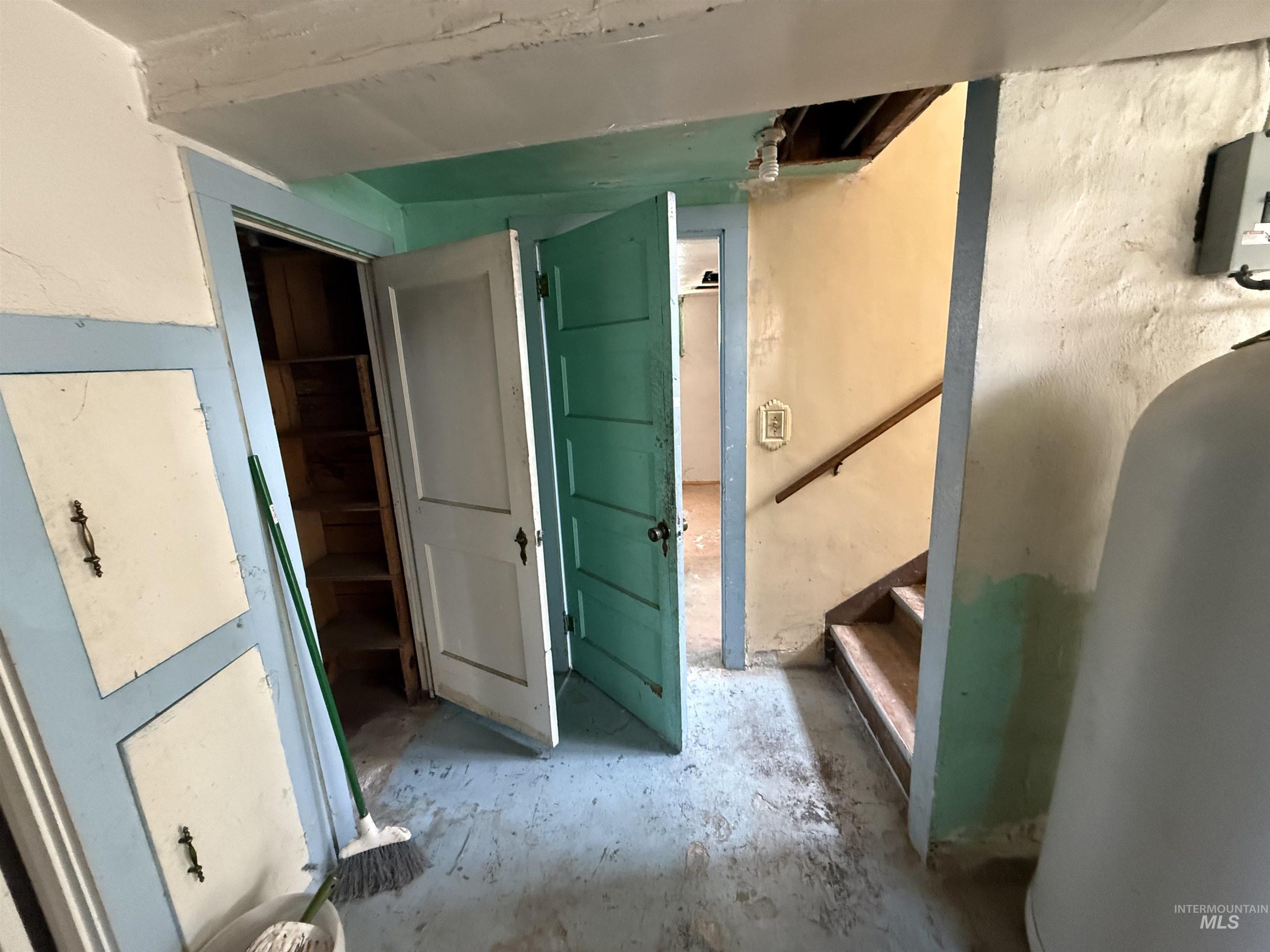 319 20th Ave South, Nampa, Idaho 83651, 3 Bedrooms, 2 Bathrooms, Residential For Sale, Price $179,900,MLS 98979257