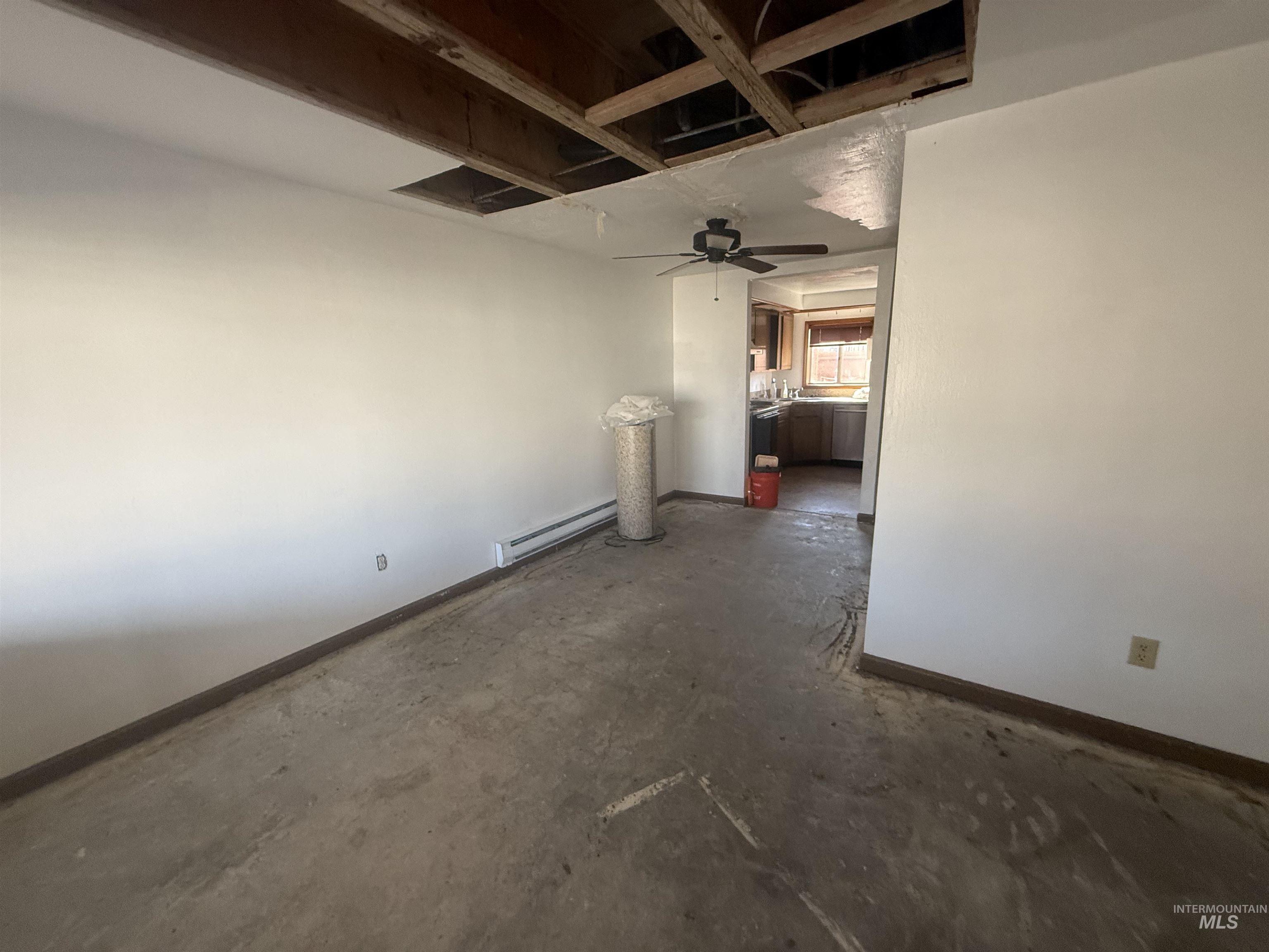 411 15th Ave South, Nampa, Idaho 83651, 2 Bedrooms, 1.5 Bathrooms, Residential For Sale, Price $99,900,MLS 98979258