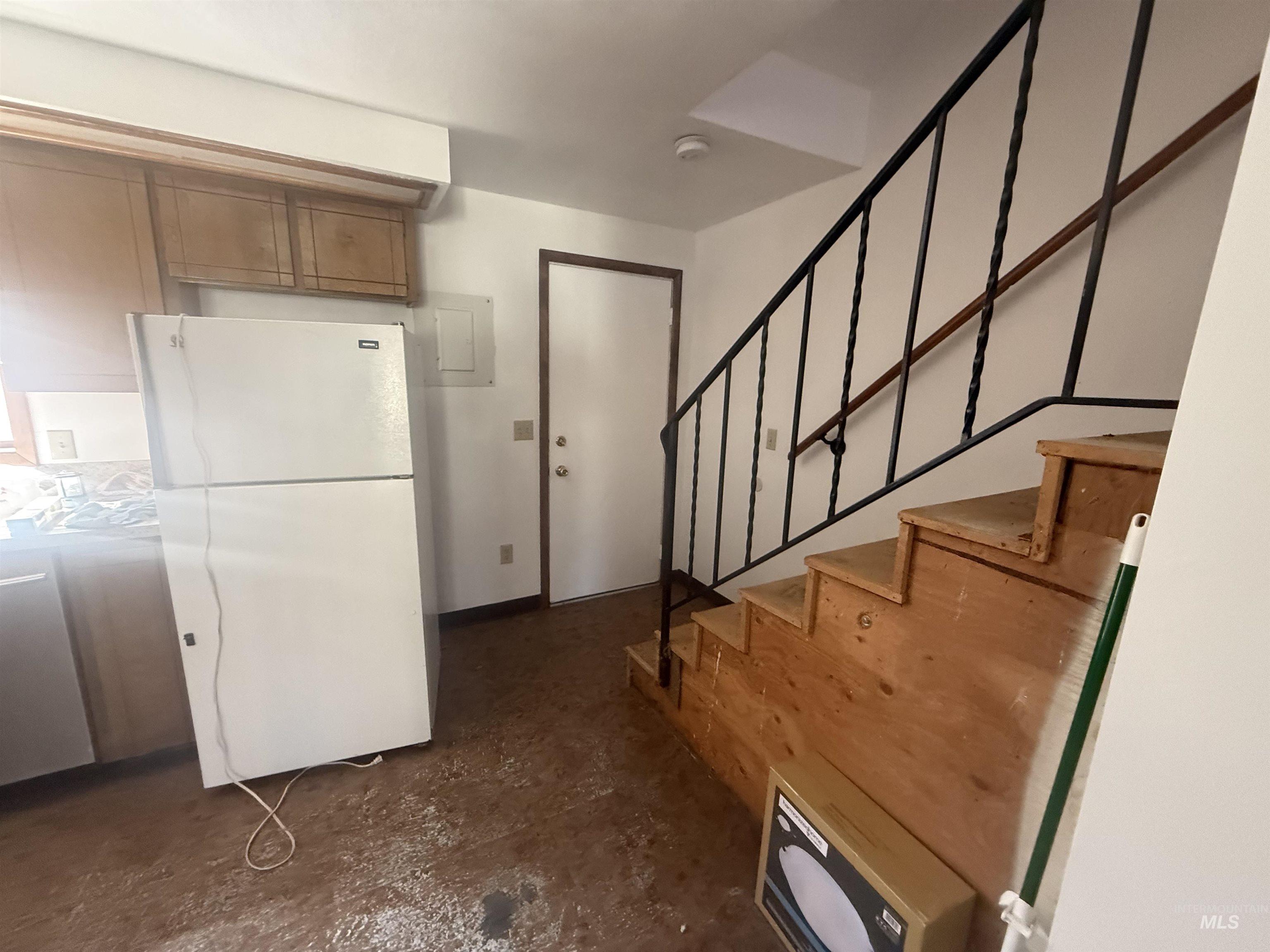 411 15th Ave South, Nampa, Idaho 83651, 2 Bedrooms, 1.5 Bathrooms, Residential For Sale, Price $99,900,MLS 98979258