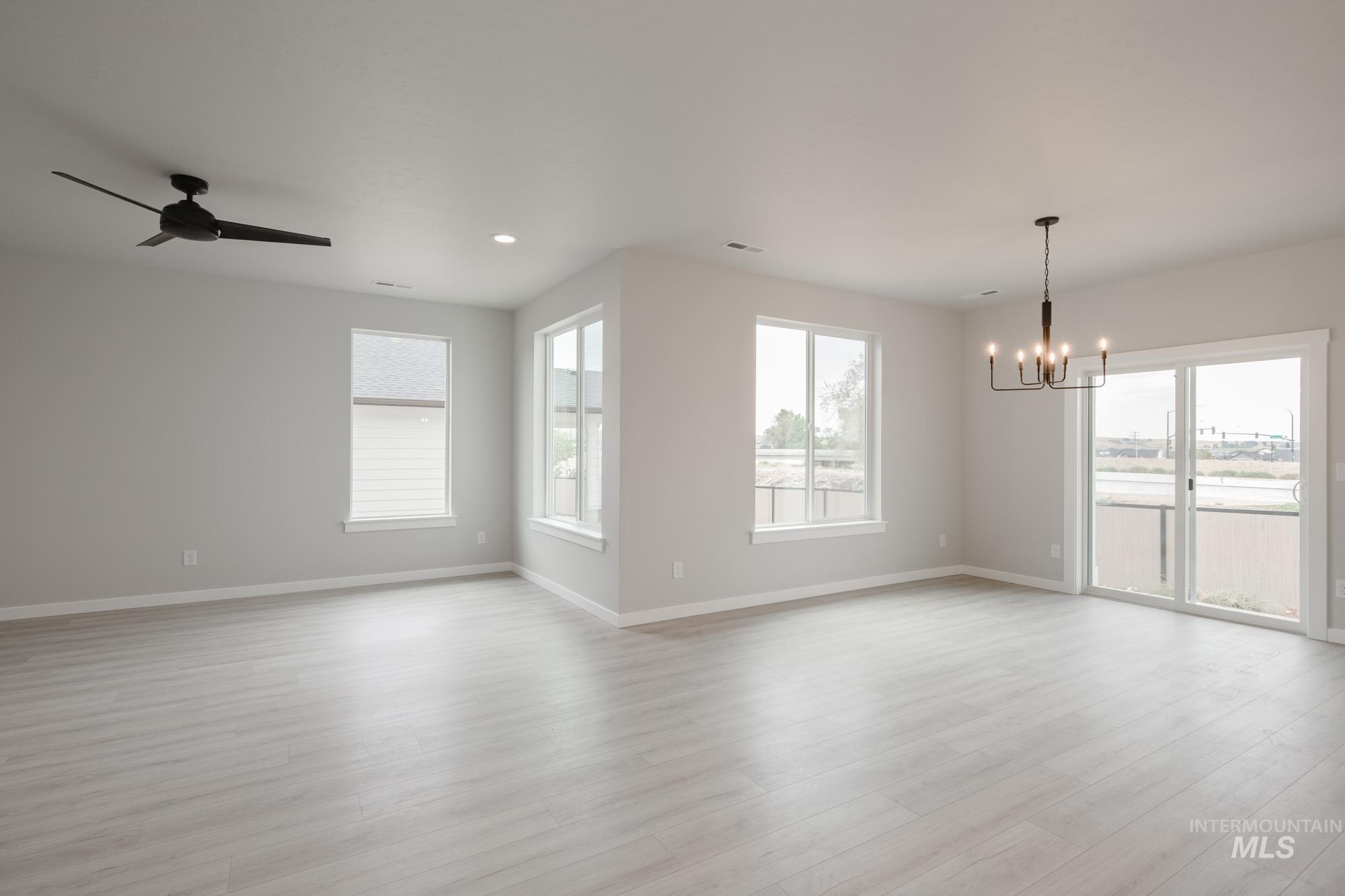 2181 S Border Way, Meridian, Idaho 83642, 4 Bedrooms, 2 Bathrooms, Residential For Sale, Price $529,990, 98979259