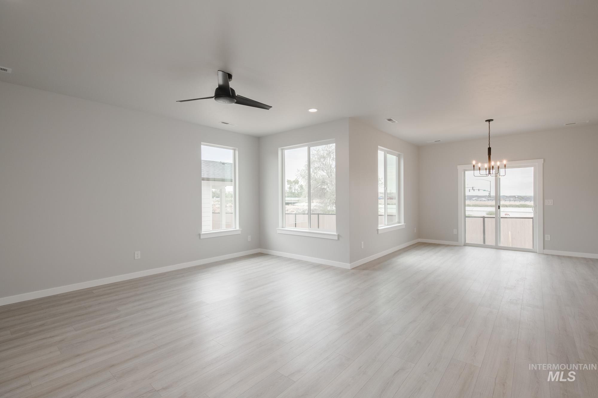 2181 S Border Way, Meridian, Idaho 83642, 4 Bedrooms, 2 Bathrooms, Residential For Sale, Price $529,990, 98979259