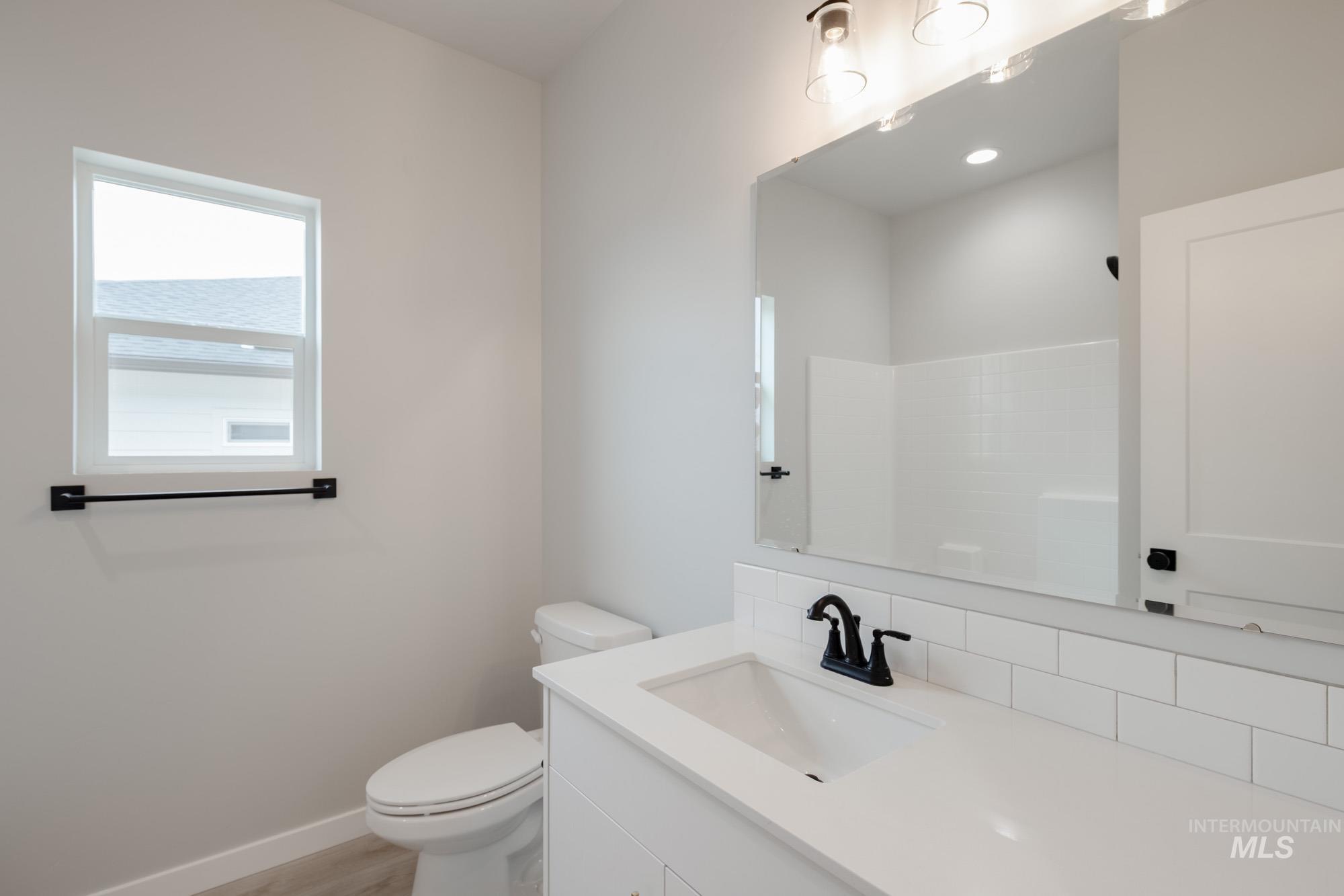 2181 S Border Way, Meridian, Idaho 83642, 4 Bedrooms, 2 Bathrooms, Residential For Sale, Price $529,990, 98979259