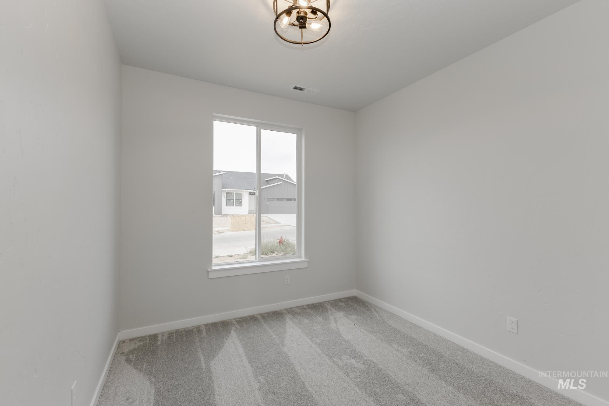 2167 S Border Way, Meridian, Idaho 83642, 4 Bedrooms, 2.5 Bathrooms, Residential For Sale, Price $499,990, 98979260