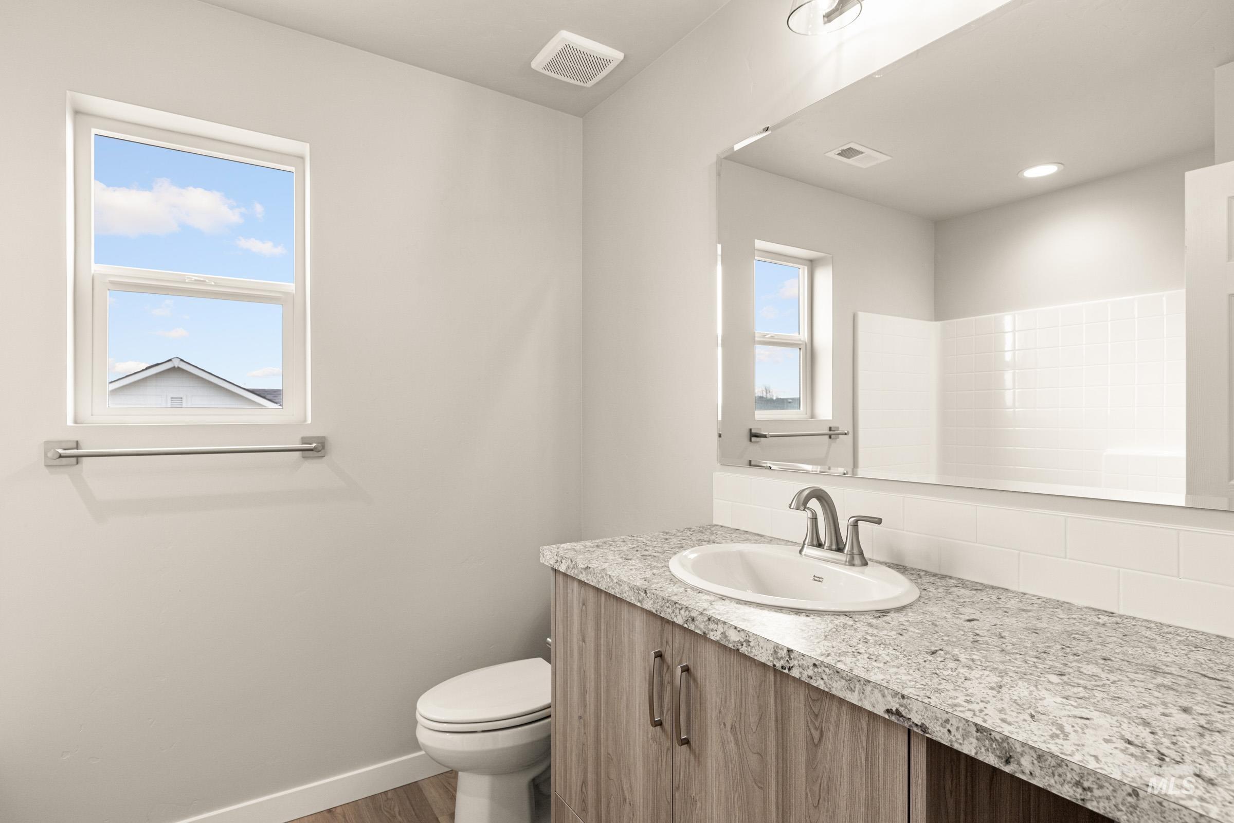 13686 Inman Ct, Caldwell, Idaho 83607, 5 Bedrooms, 2.5 Bathrooms, Residential For Sale, Price $484,990, 98979264