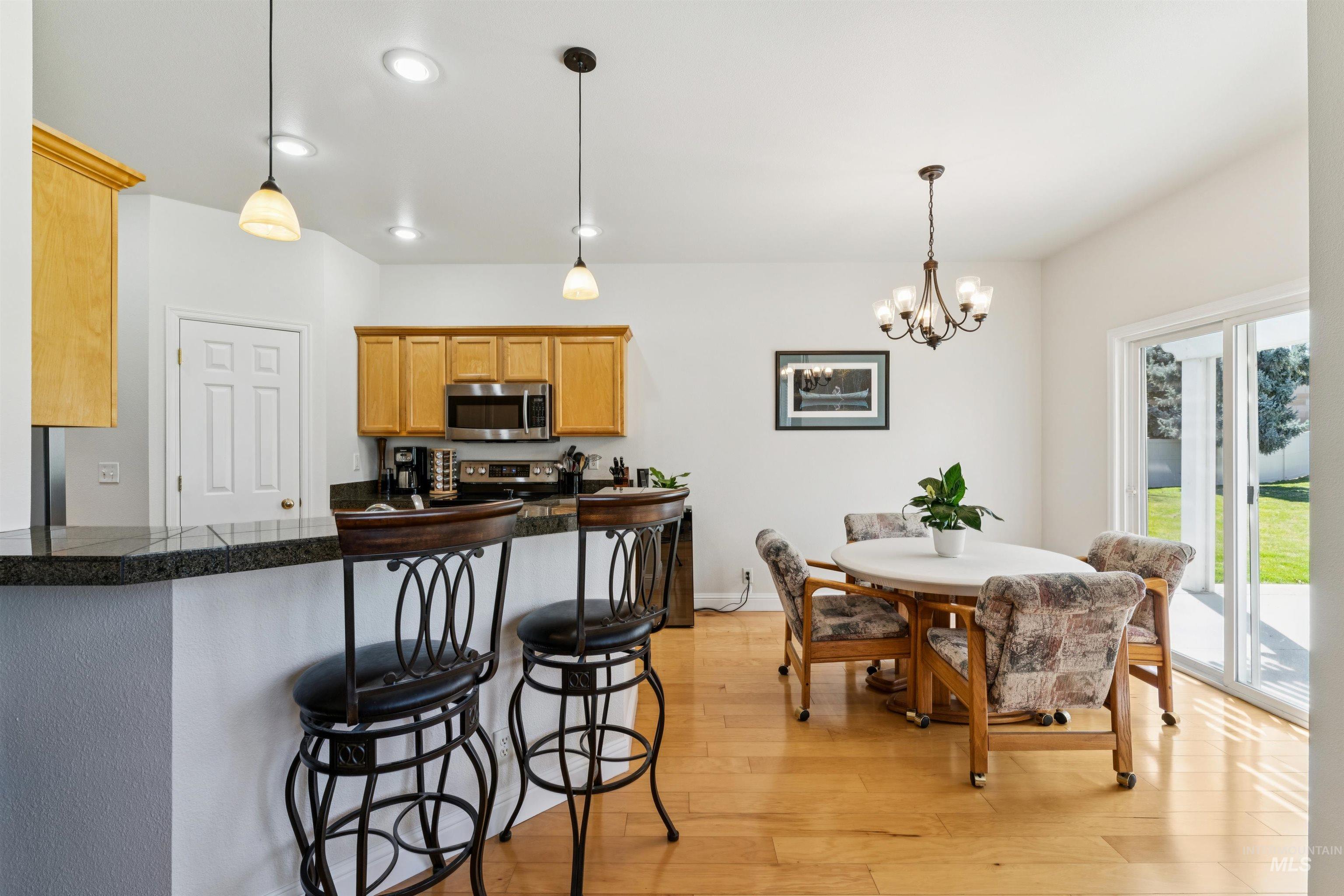 13713 W Elmspring St, Boise, Idaho 83713-1391, 3 Bedrooms, 2 Bathrooms, Residential For Sale, Price $518,000,MLS 98979269