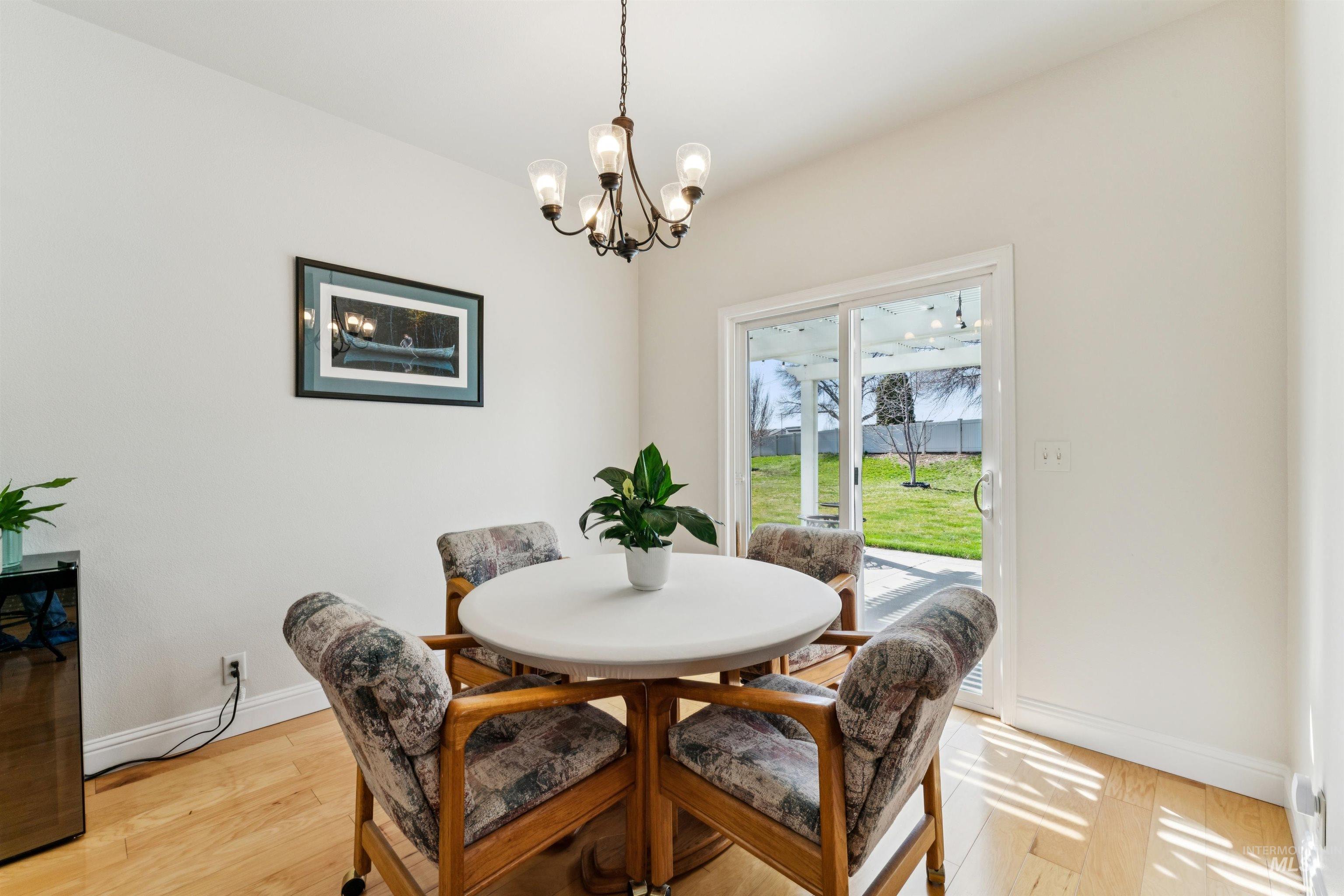 13713 W Elmspring St, Boise, Idaho 83713-1391, 3 Bedrooms, 2 Bathrooms, Residential For Sale, Price $518,000,MLS 98979269