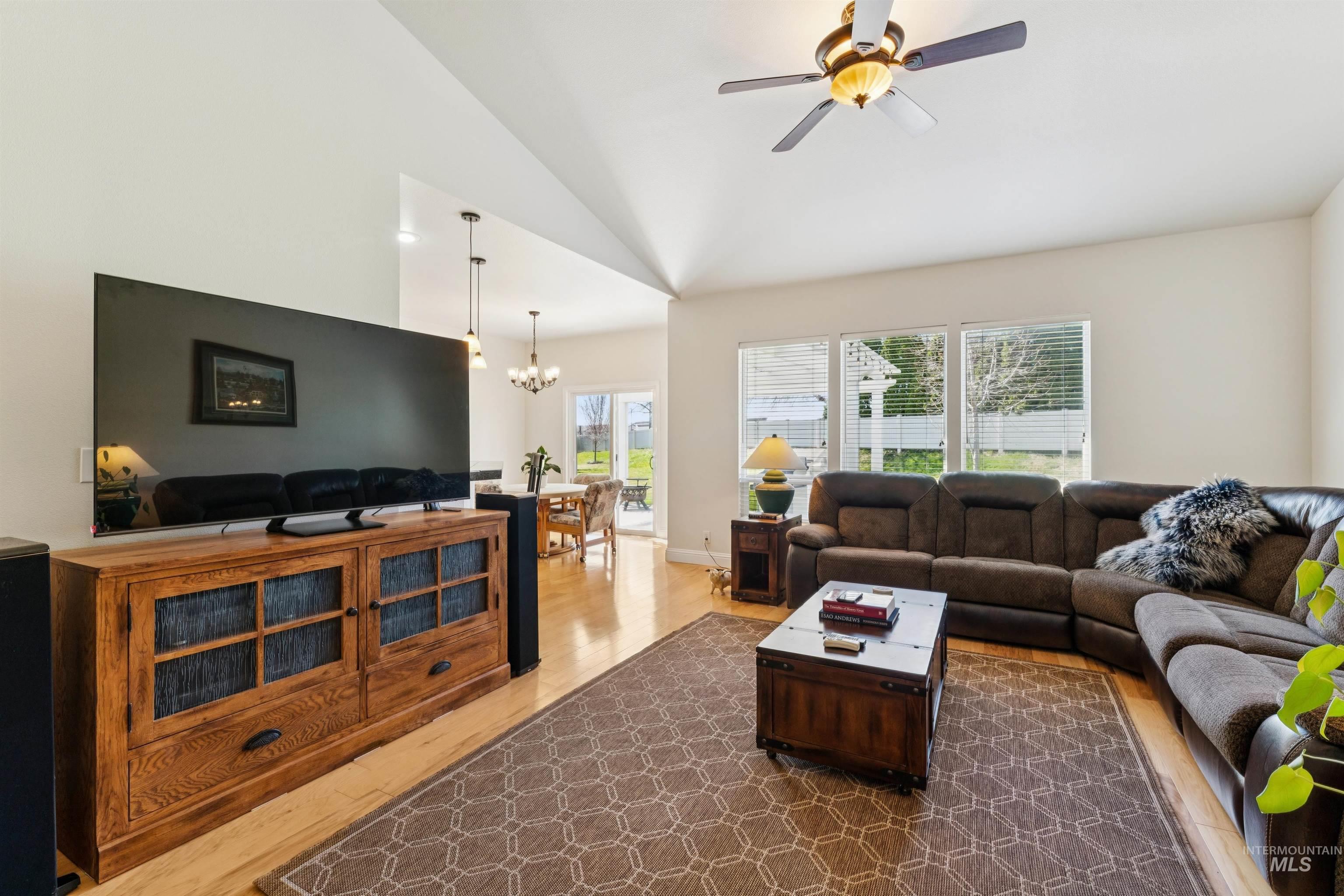 13713 W Elmspring St, Boise, Idaho 83713-1391, 3 Bedrooms, 2 Bathrooms, Residential For Sale, Price $518,000,MLS 98979269
