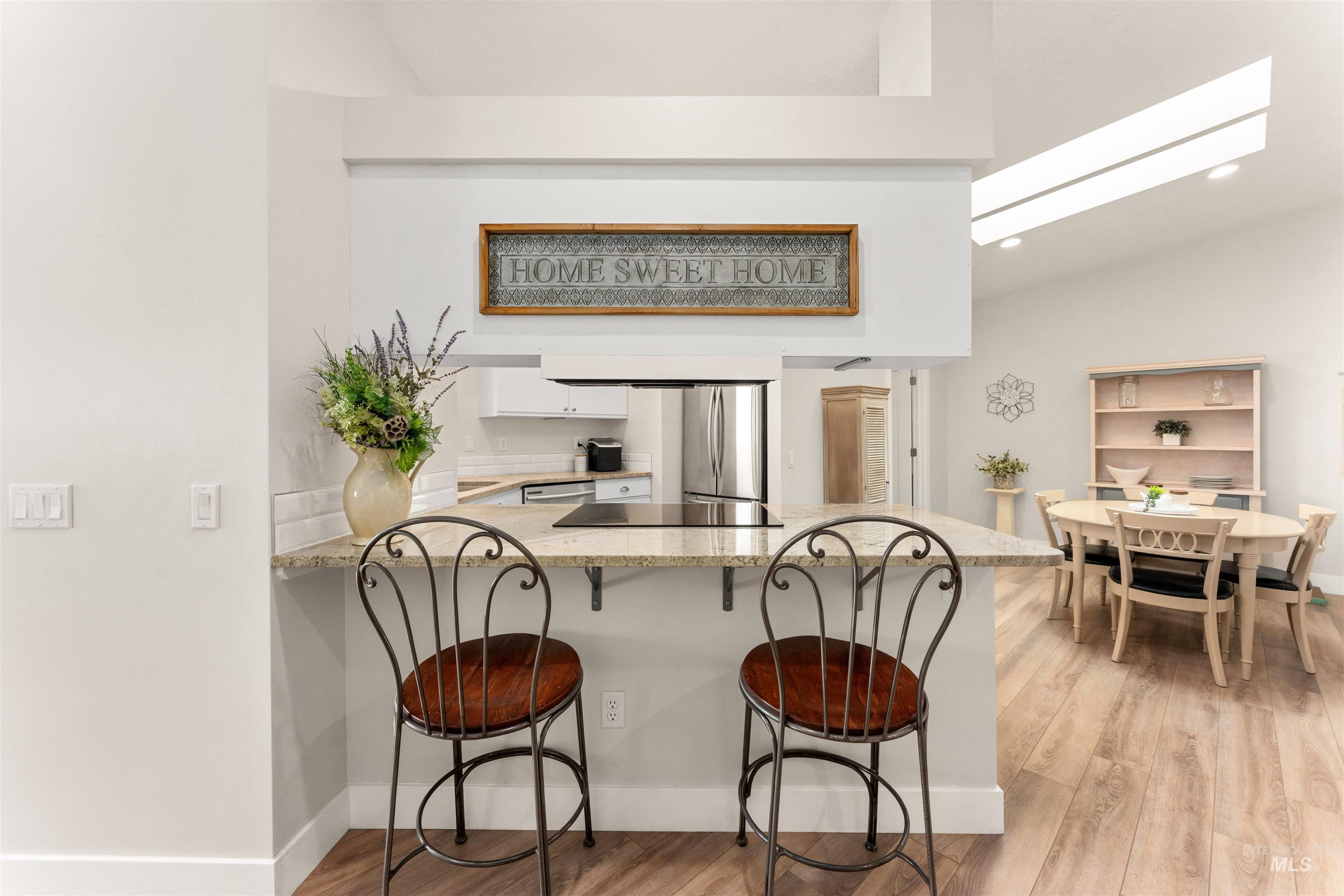 9755 W Woodland Lane, Boise, Idaho 83704, 2 Bedrooms, 2 Bathrooms, Residential For Sale, Price $390,000, 98979270