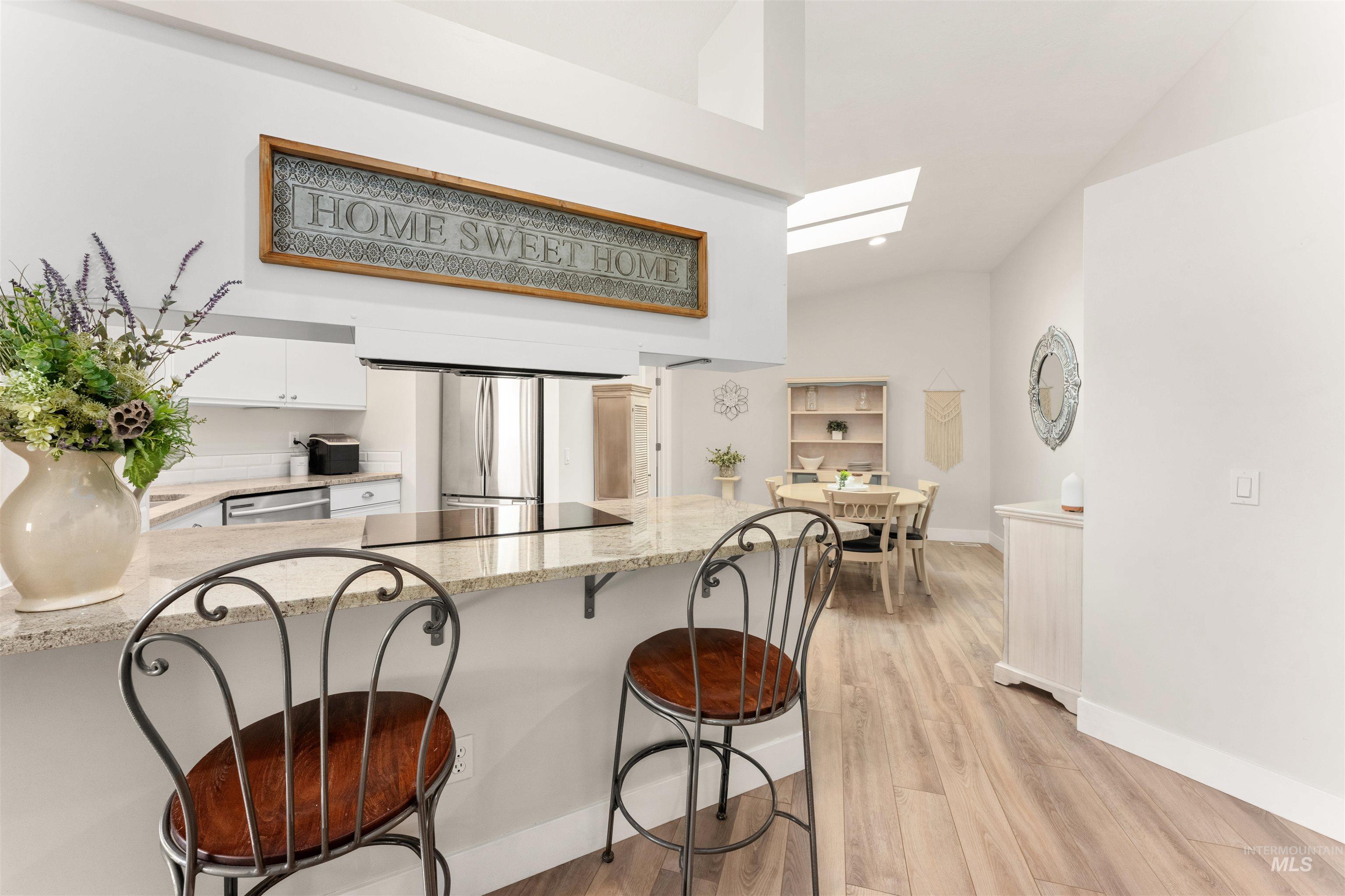 9755 W Woodland Lane, Boise, Idaho 83704, 2 Bedrooms, 2 Bathrooms, Residential For Sale, Price $390,000, 98979270