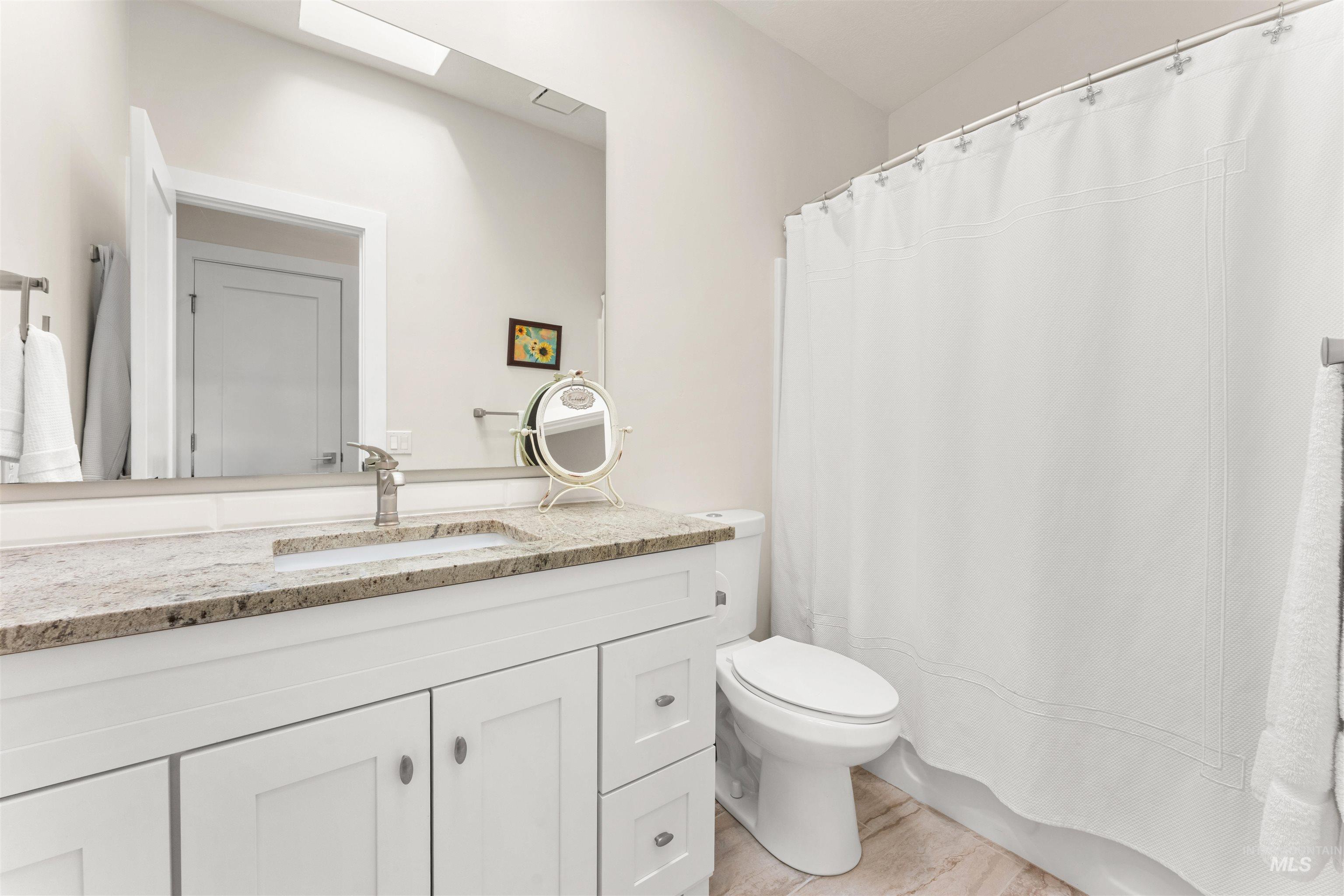 9755 W Woodland Lane, Boise, Idaho 83704, 2 Bedrooms, 2 Bathrooms, Residential For Sale, Price $390,000, 98979270