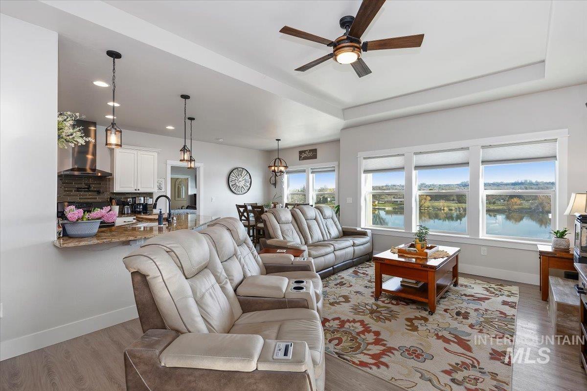 40 Bell Rapids Road, Hagerman, Idaho 83332, 2 Bedrooms, 3 Bathrooms, Residential For Sale, Price $1,480,000, 98979271