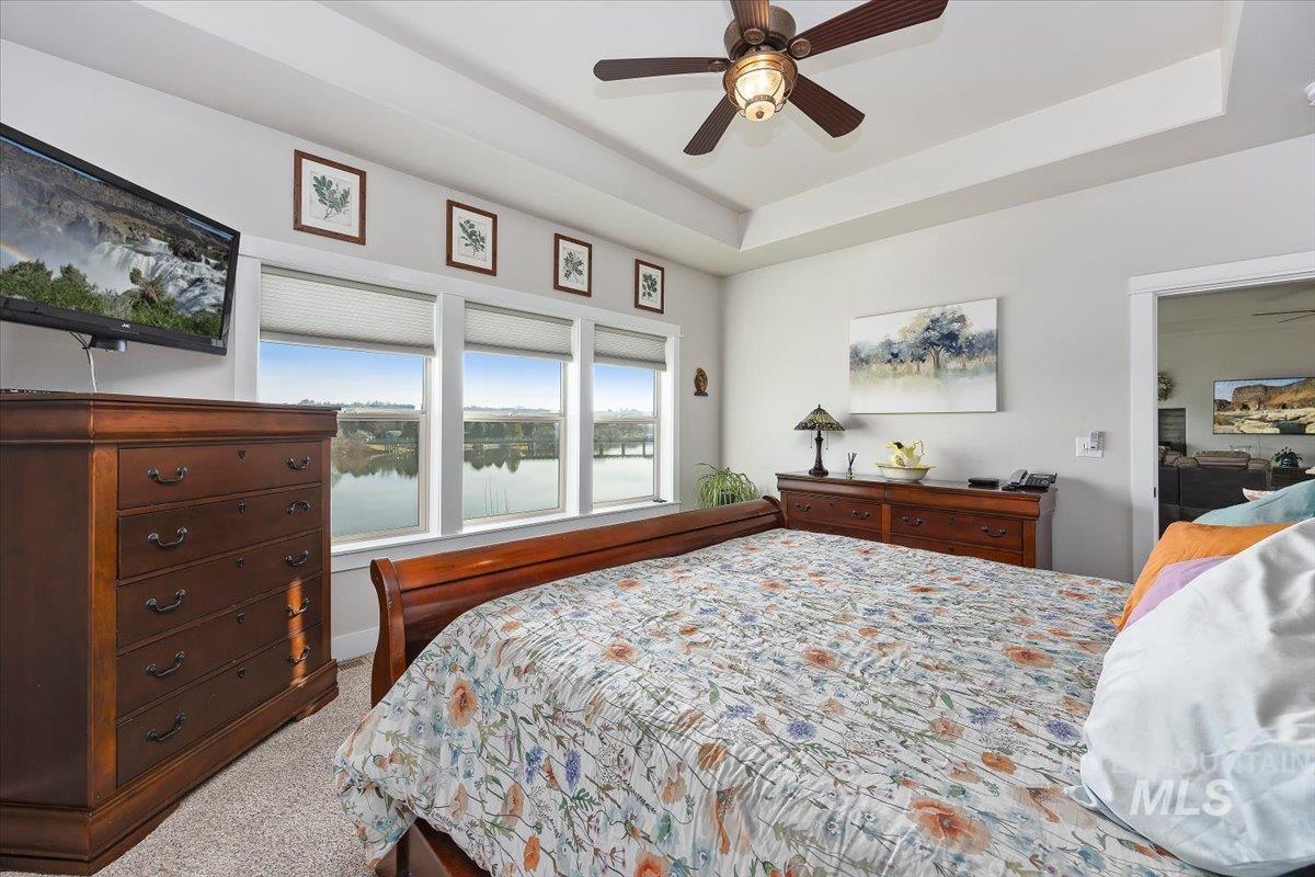 40 Bell Rapids Road, Hagerman, Idaho 83332, 2 Bedrooms, 3 Bathrooms, Residential For Sale, Price $1,480,000, 98979271