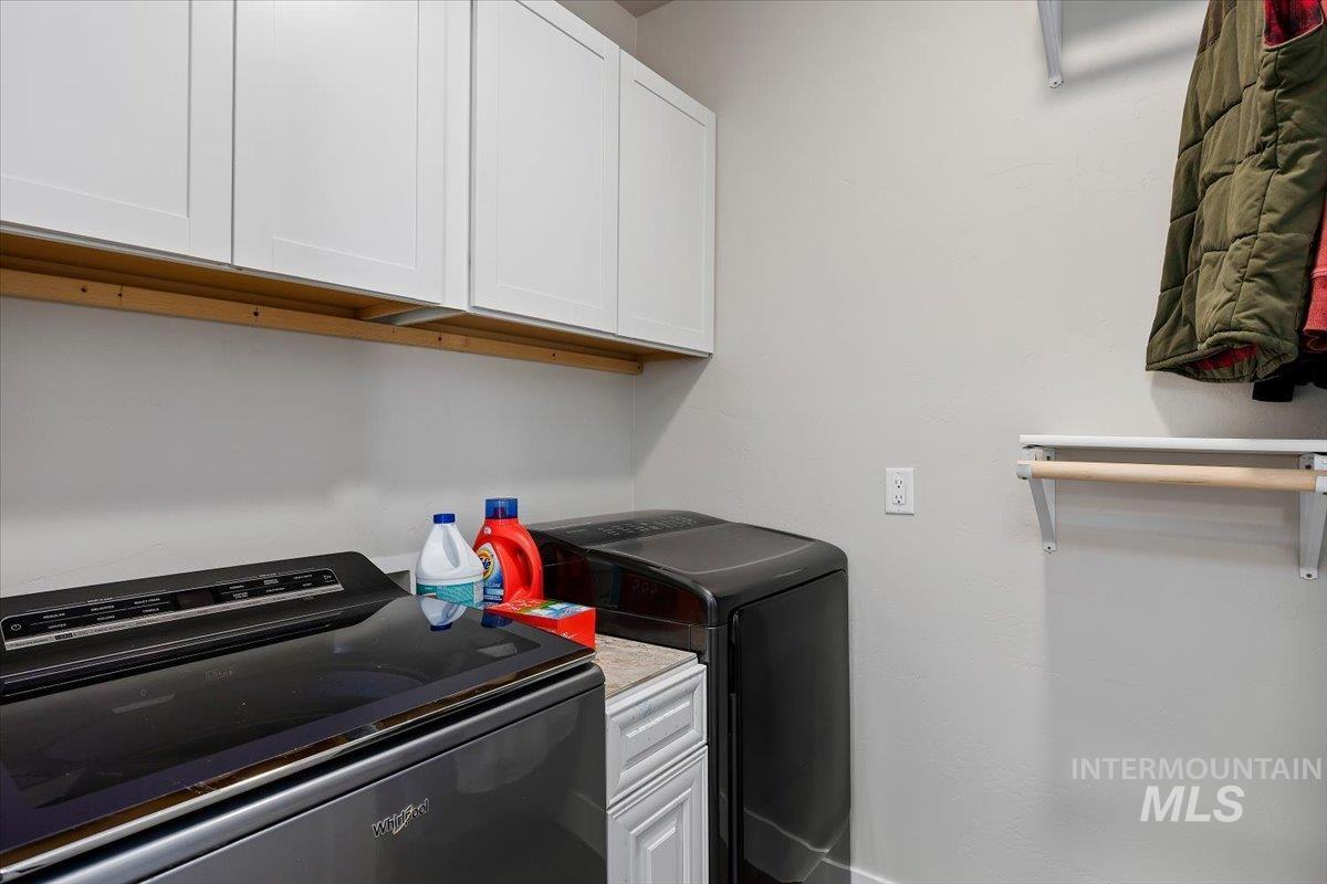 40 Bell Rapids Road, Hagerman, Idaho 83332, 2 Bedrooms, 3 Bathrooms, Residential For Sale, Price $1,480,000, 98979271